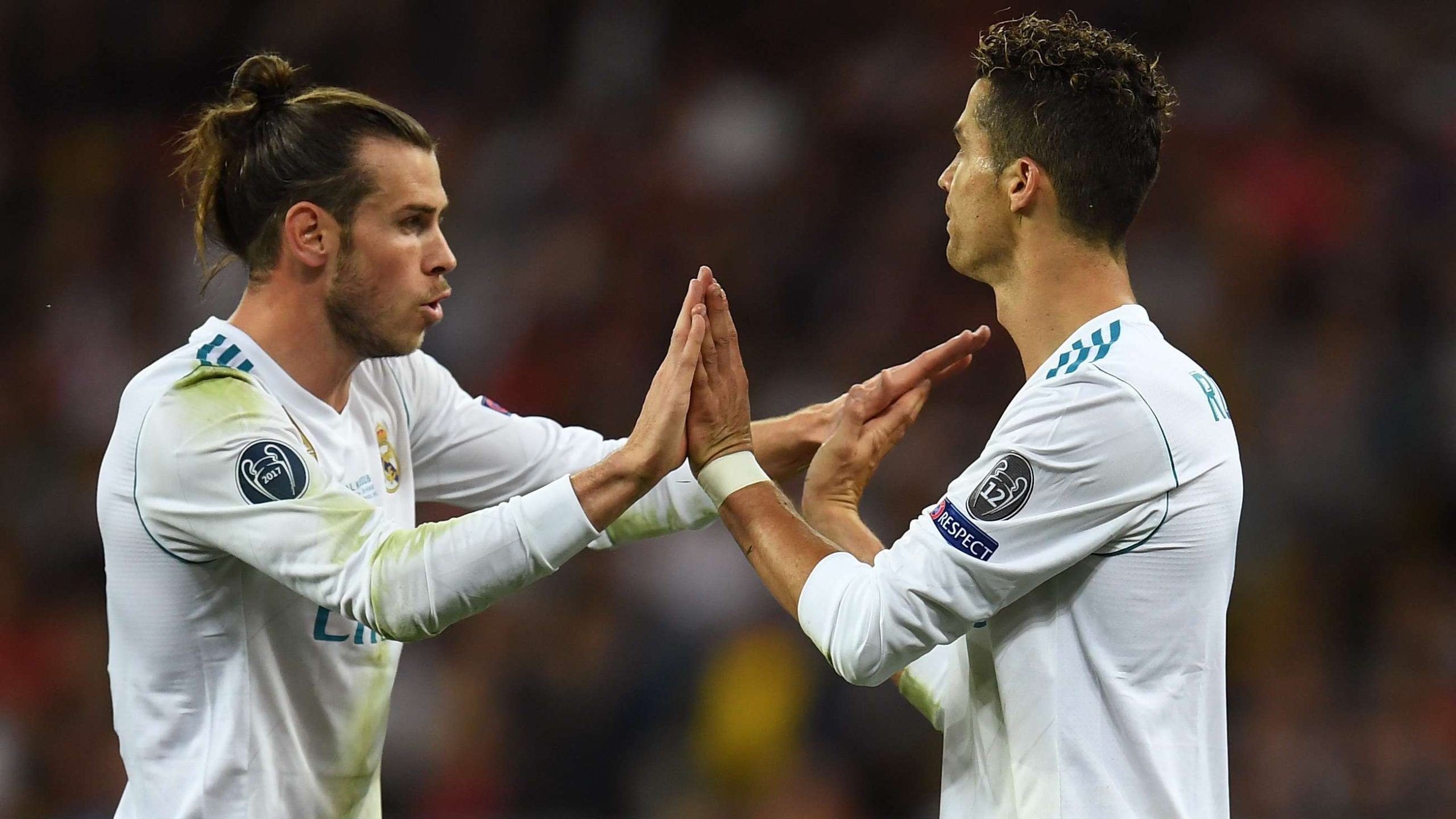 بيل يفجر مفاجأة: أنشيلوتي يتفوق على زيدان في «الإدارة النفسية» بريال مدريد