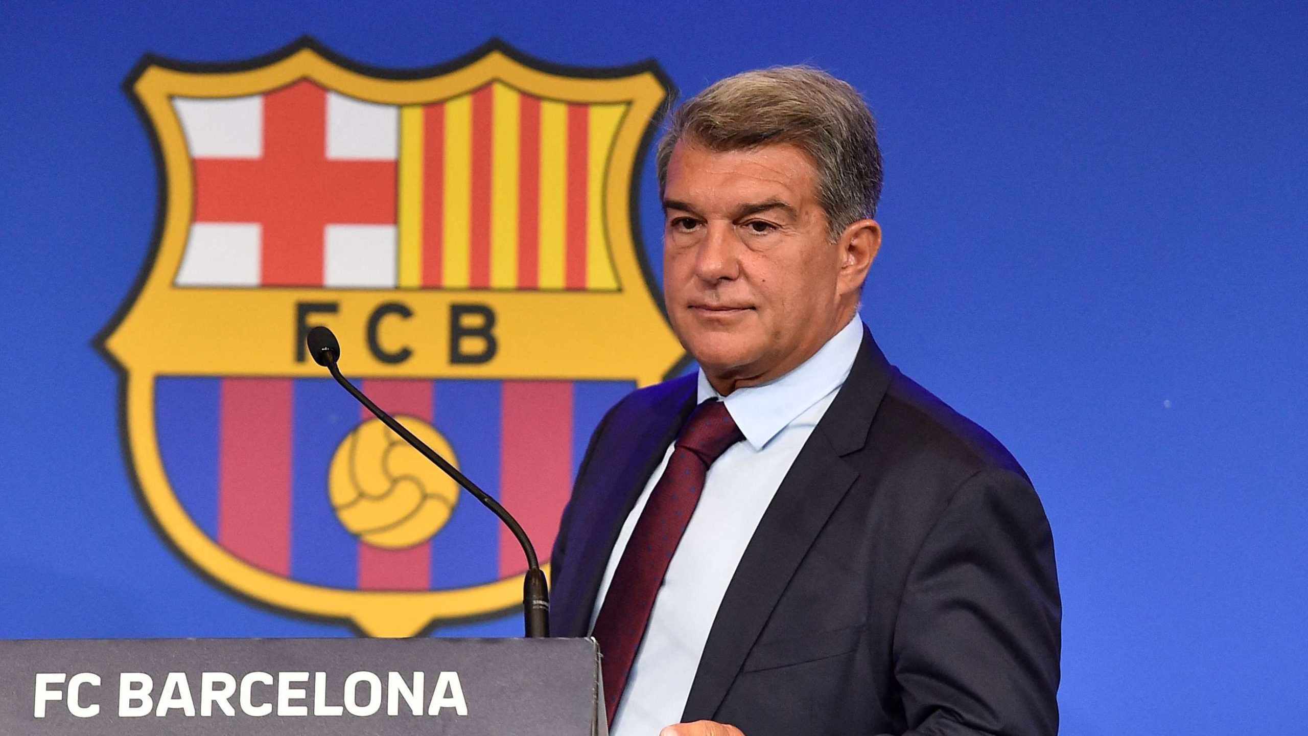 لابورتا يحدد ملامح ميركاتو برشلونة: لا صفقات “مجنونة” والرهان على القوة الضاربة الحالية