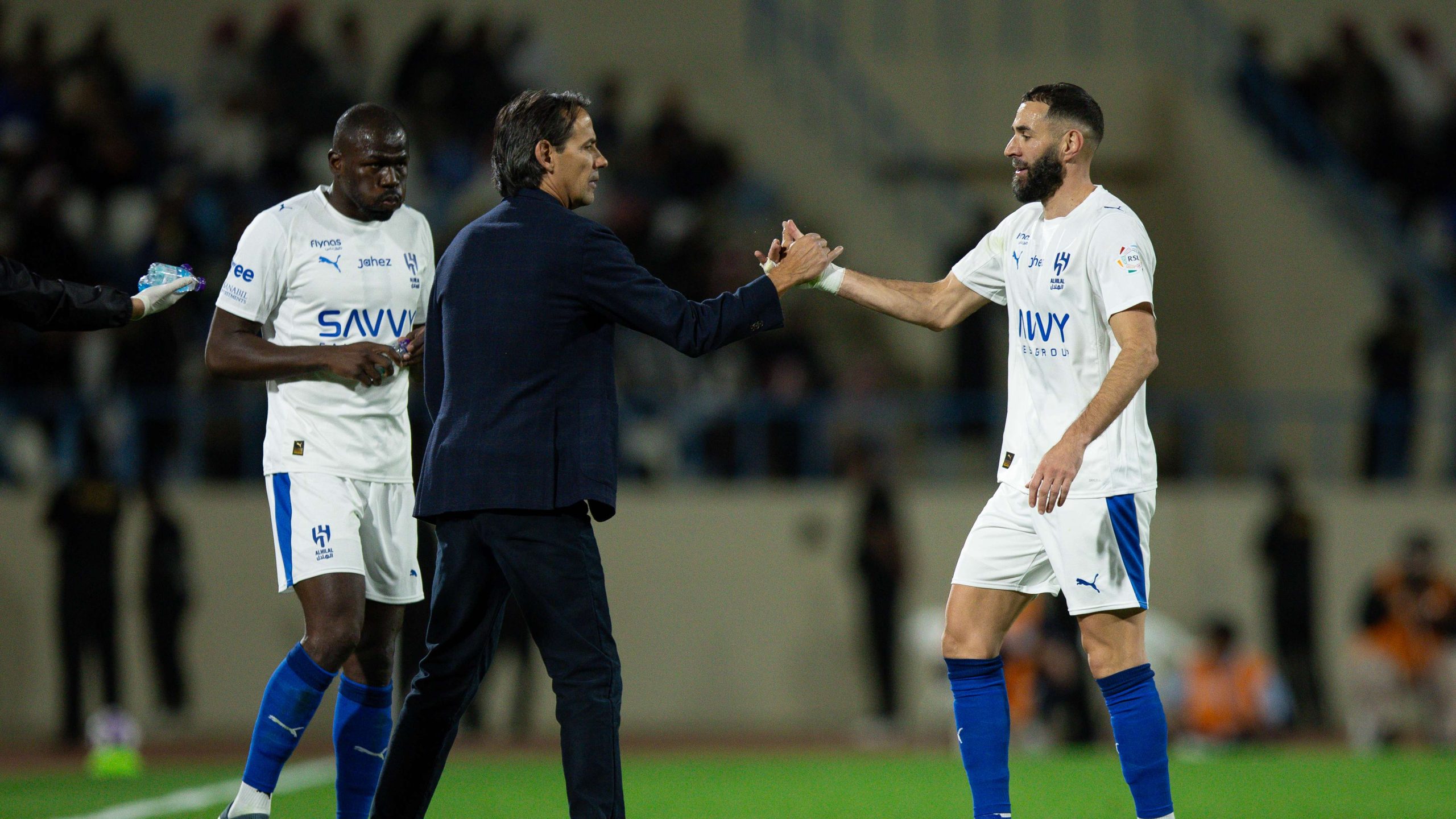 بقيادة بنزيما.. إنزاجي يسلّح الهلال بـ “القوة الضاربة” لمواجهة النجمة في دوري روشن