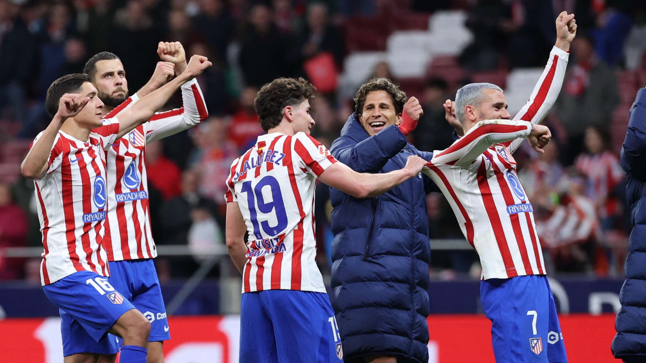 أتلتيكو يخطط لخطف جوهرة الجزائر.. هل ينجح سيميوني في حسم صفقة إبراهيم مازا؟