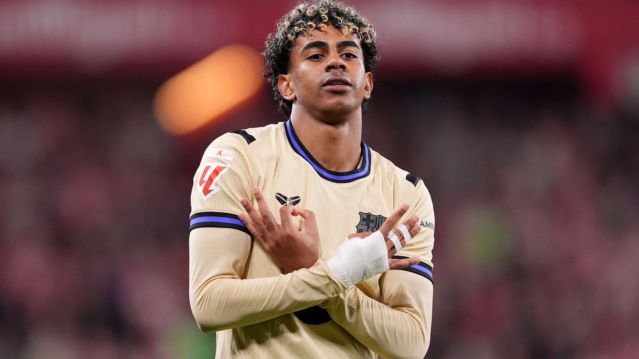 صدام مرتقب في سانت جيمس بارك.. كيف تشاهد مباراة برشلونة ونيوكاسل عبر الإنترنت؟