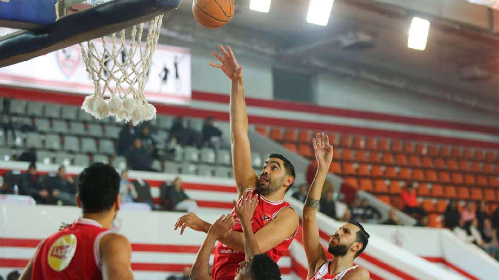 دراما الثواني الأخيرة.. الأهلي يغتال أحلام الزمالك في قمة دوري السلة