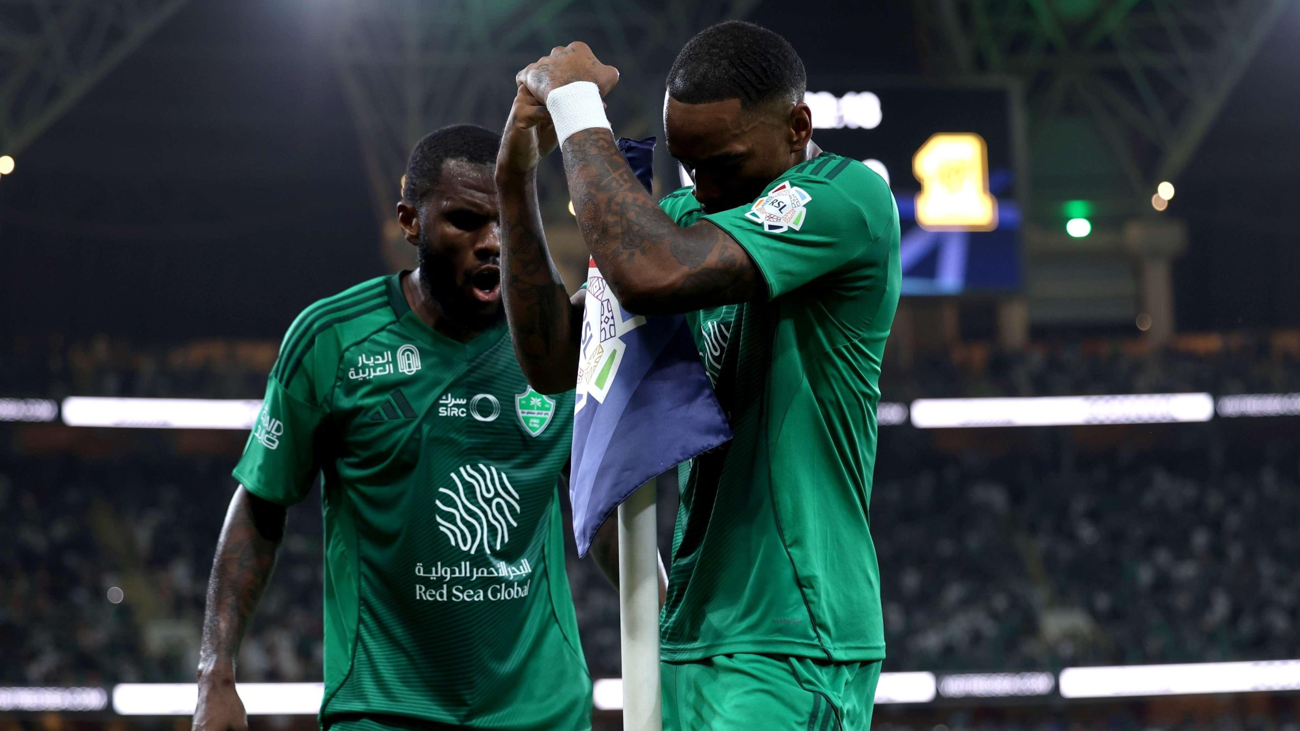 الاتحاد يشتعل: الفراج يكسر الصمت حول أزمة توني ويدعو للتنافس الشريف