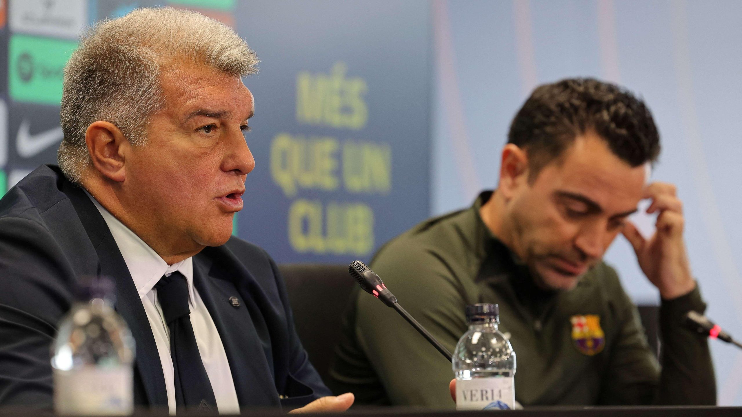 لابورتا يرد بقوة على فونت: تشافي استُغل وروديجر كان يستحق الطرد