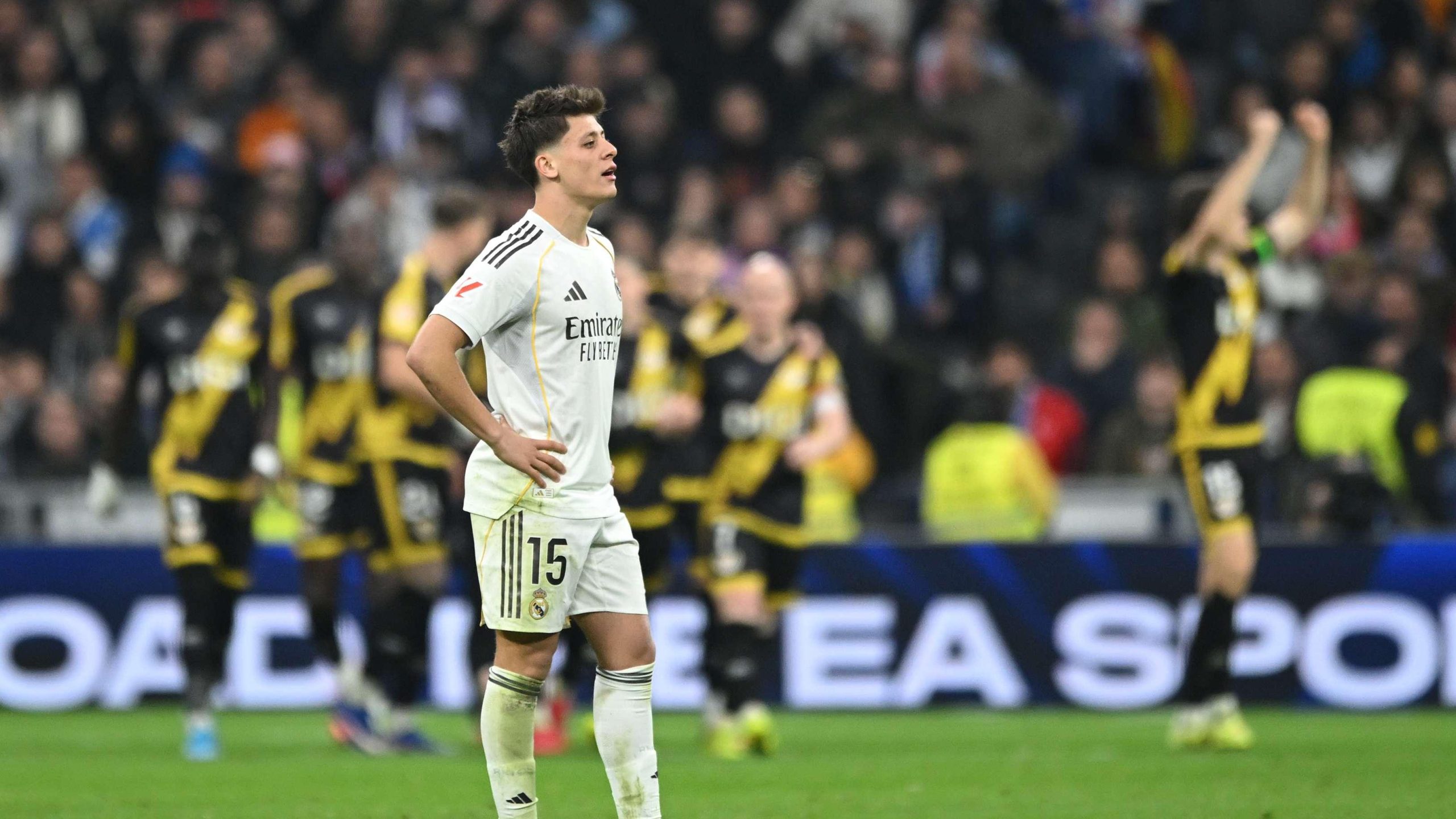 فيديو هدف أردا جولر الأسطوري يزين انتصار ريال مدريد الكاسح على إلتشي في الليغا