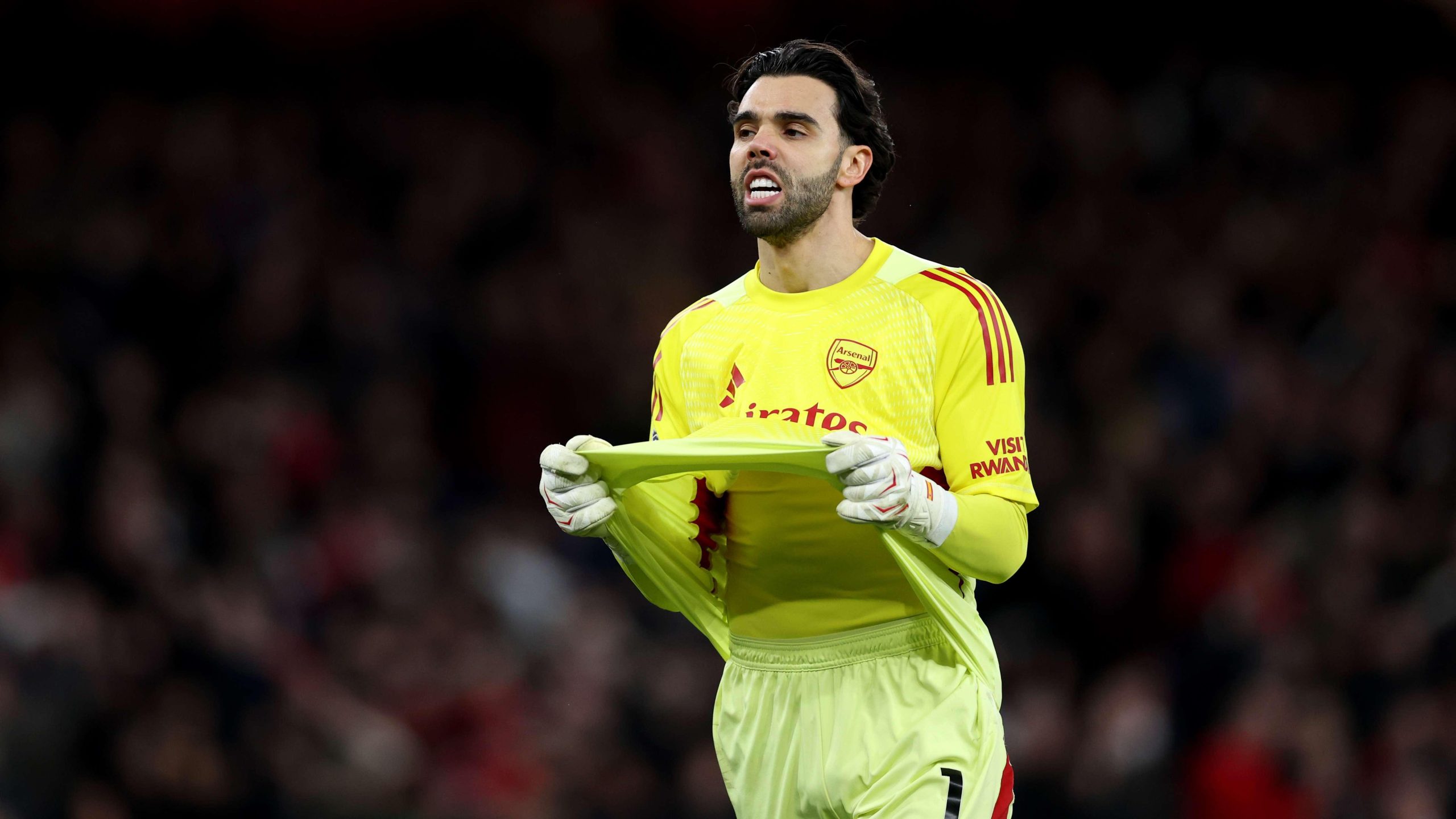 إنجاز تاريخي: ديفيد رايا يضع بصمته الفريدة بين عمالقة القارة