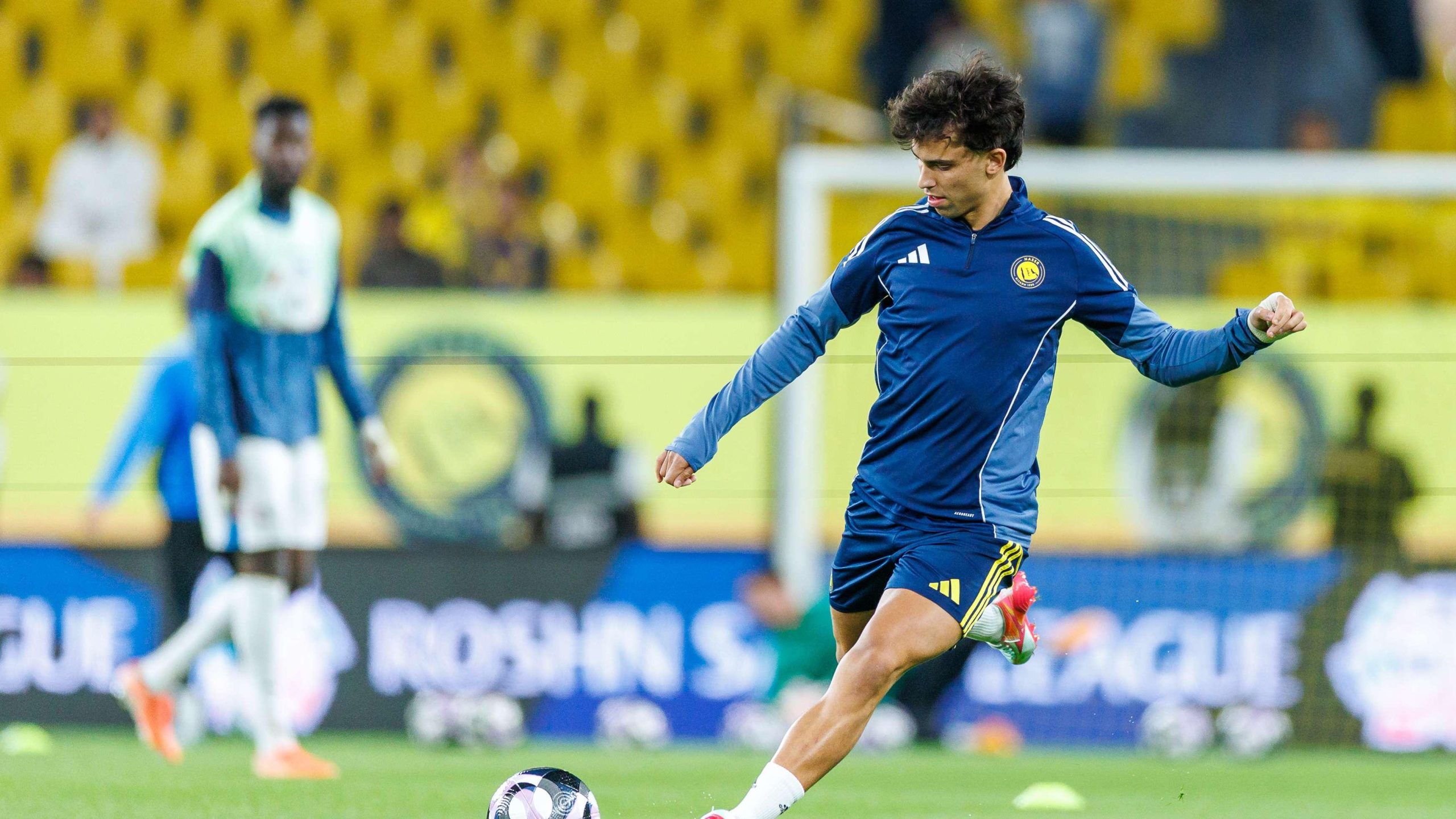 جواو فيليكس: ‘المايسترو’ البرتغالي الذي يُبهر دوري روشن بأرقام استثنائية مع النصر