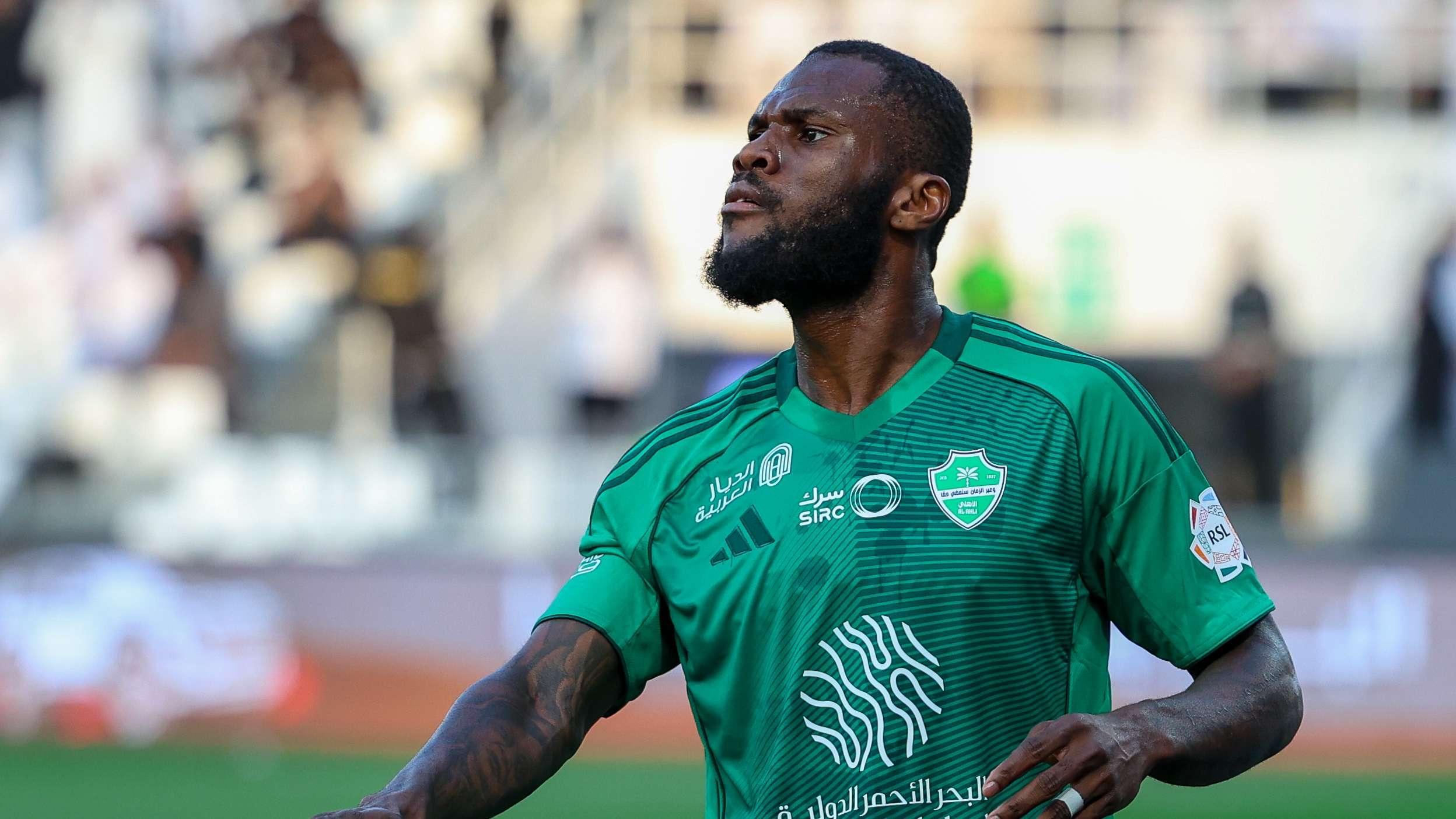 مستقبل فرانك كيسي: الأهلي يرمي بثقله بعرض مغرٍ للإبقاء على نجم الوسط