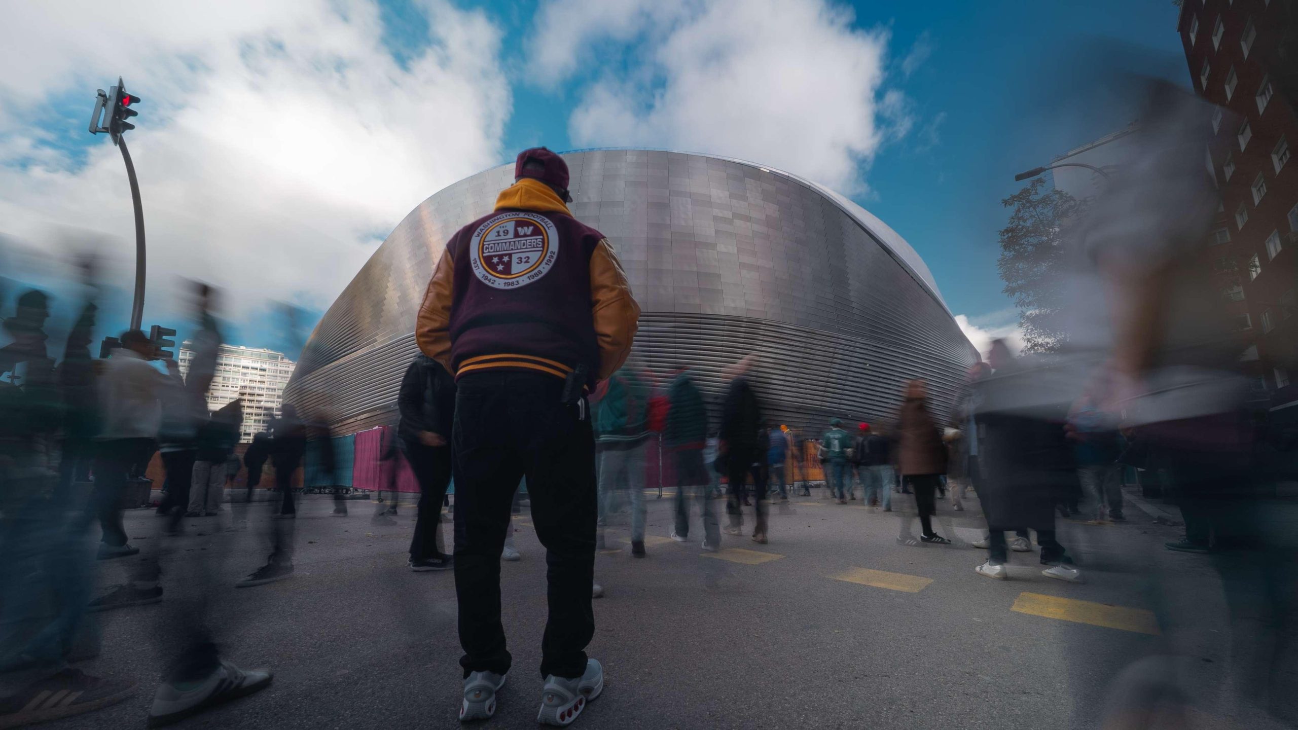 ريال مدريد في عين العاصفة: قرار قضائي يهدد مشروع ‘البرنابيو’ ومستقبل فلورنتينو بيريز