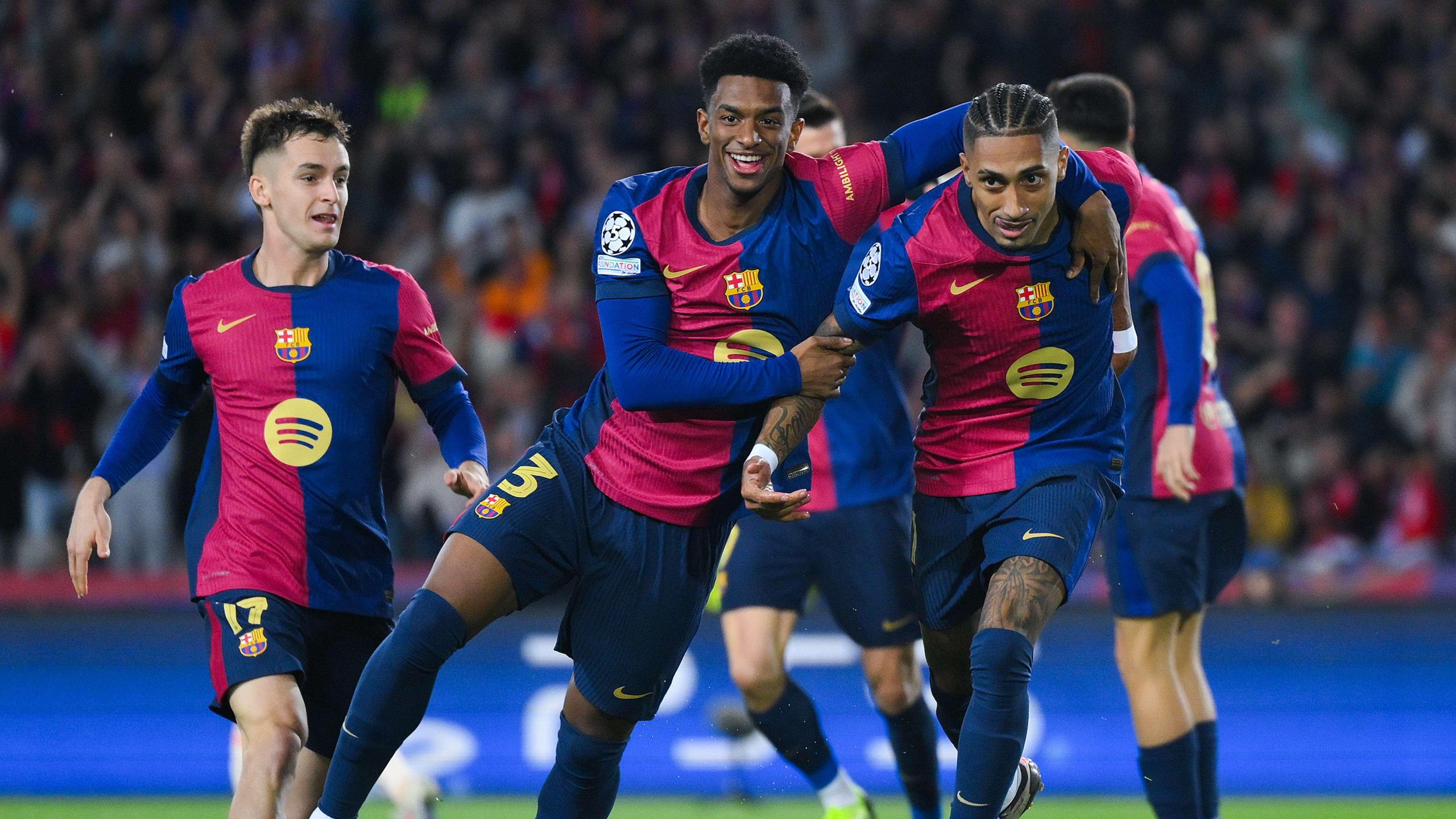 صراع الكبار في البريميرليج على جوهرة برشلونة: بالدي محور الاهتمام!