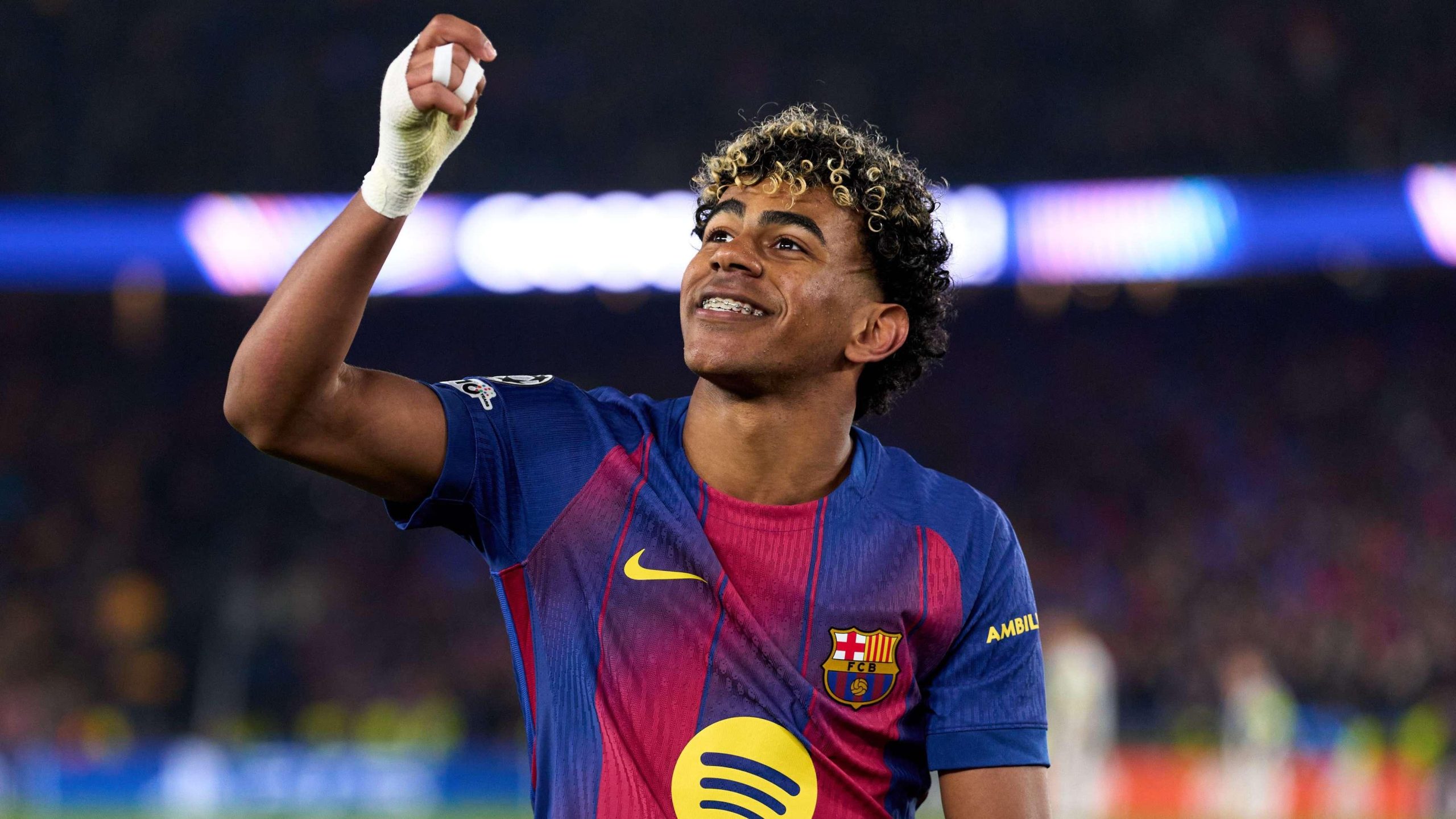 كشف مثير: لامين يامال يزيح الستار عن قدوته الكروية غير المتوقعة!