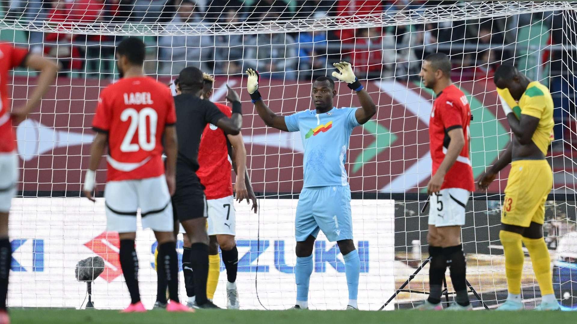 الفراعنة يستعدون بـ’ثلاثي أوروبي’.. كواليس تشكيل مصر المتوقع أمام السعودية الودية