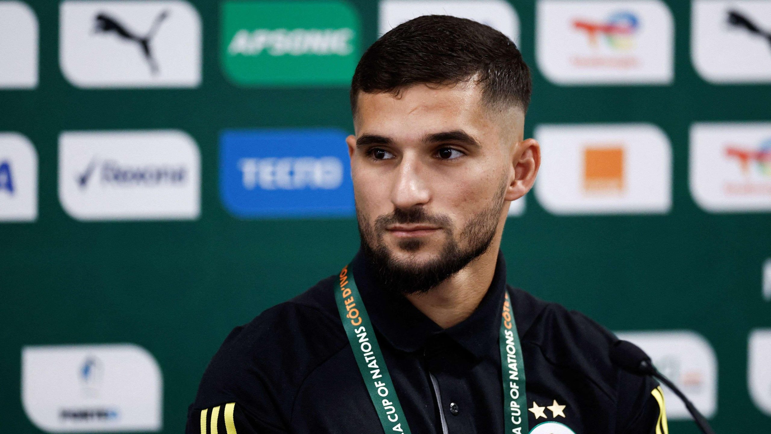 رسالة عوار النارية: تحدي المونديال وحسرة الغياب تقود نجم الاتحاد للقمة