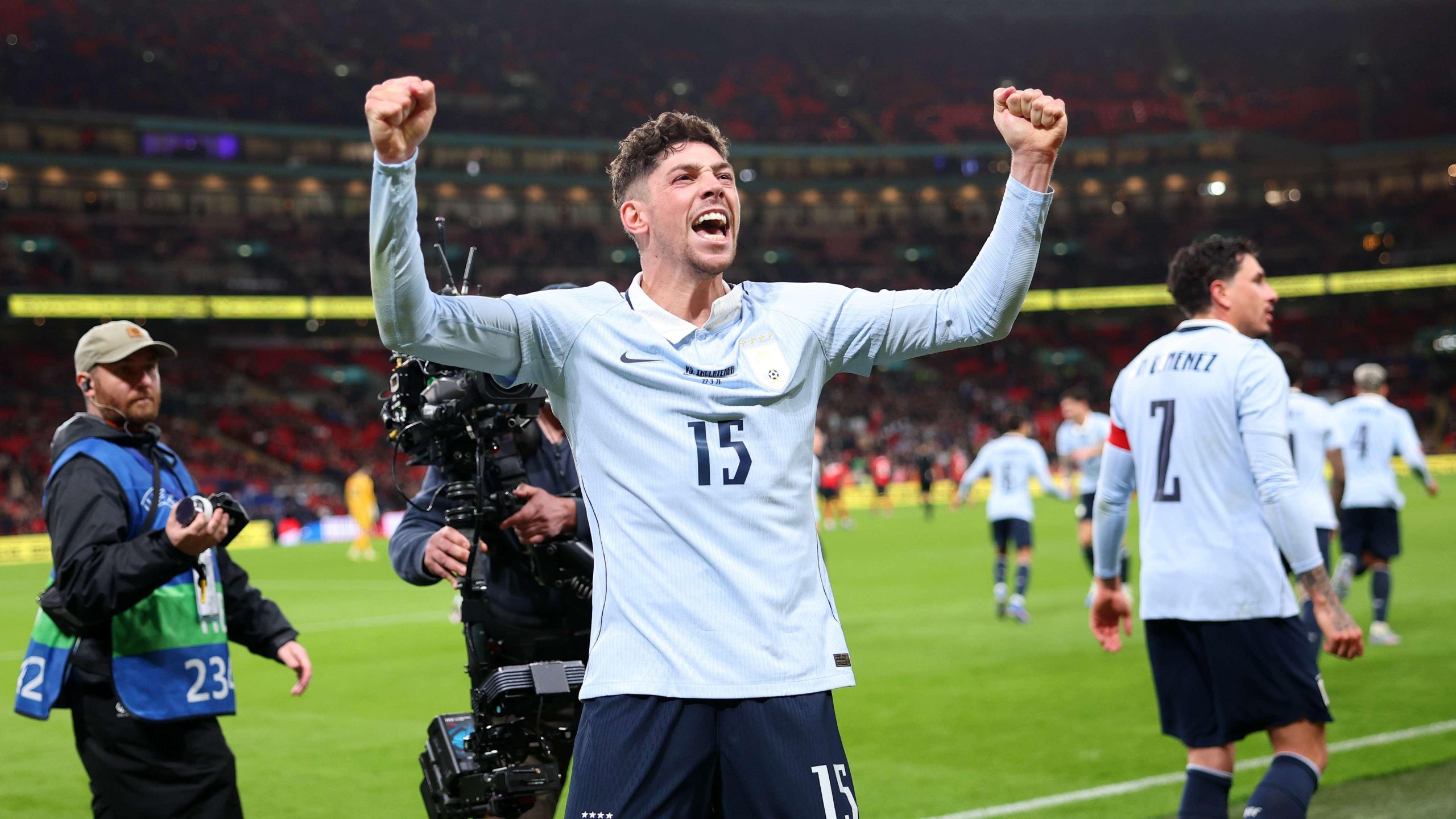 فيدي فالفيردي يكشف أسرار تألقه: هاتريك السيتي، ولاء للملكي، وصداقة عمر مع نجم أتلتيكو!