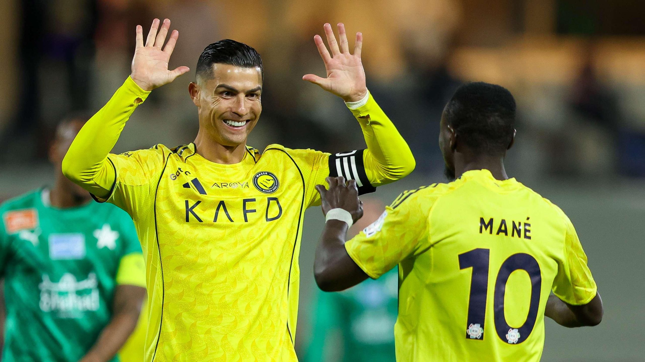 قبل موقعة الحسم الكبرى.. دفعة معنوية هائلة للنصر بعودة رونالدو وماني