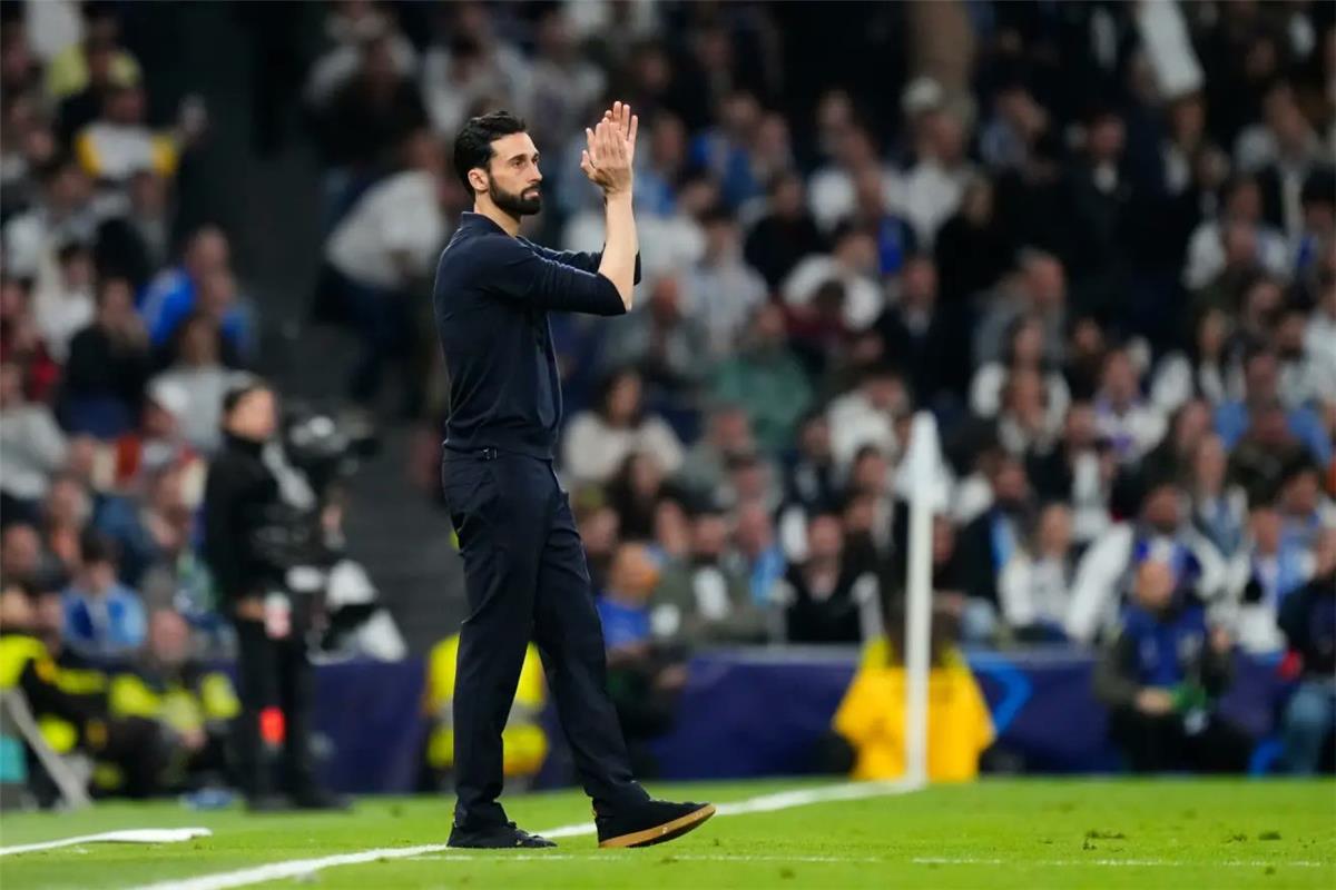 أربيلوا يكشف الستار: تشكيلة ريال مدريد الرسمية لمواجهة إلتشي في قمة الليغا