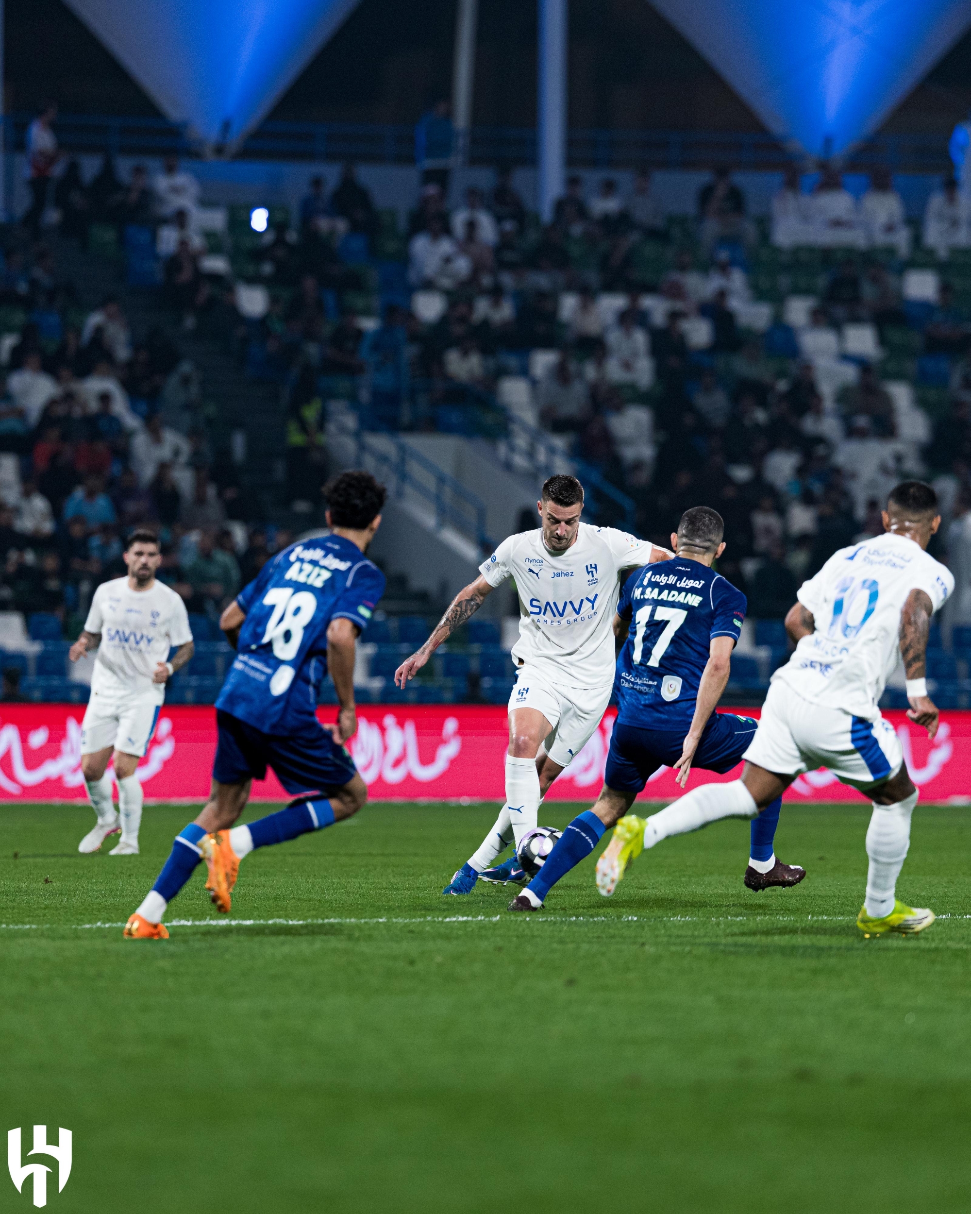 الهلال يثير تساؤلات حادة حول جودة التحكيم الأجنبي وتأثيره على دوري روشن