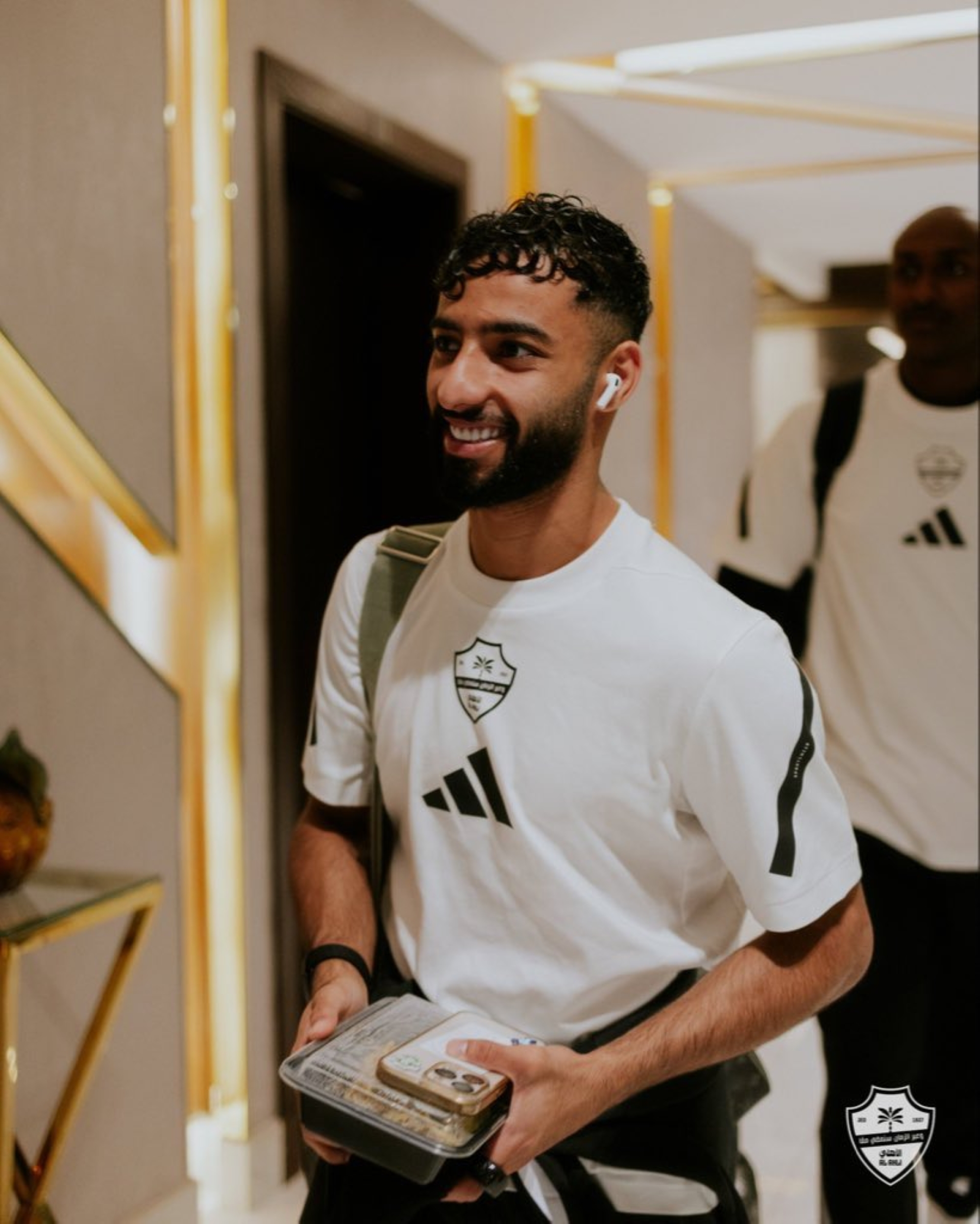 ضربة مؤثرة للأهلي: كشف تفاصيل عملية صالح أبو الشامات وتأثيرها على قمة الهلال