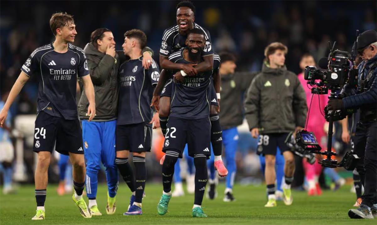 تألق لا يُنسى: فينيسيوس جونيور يحصد لقب رجل مباراة ريال مدريد ومانشستر سيتي بدوري الأبطال