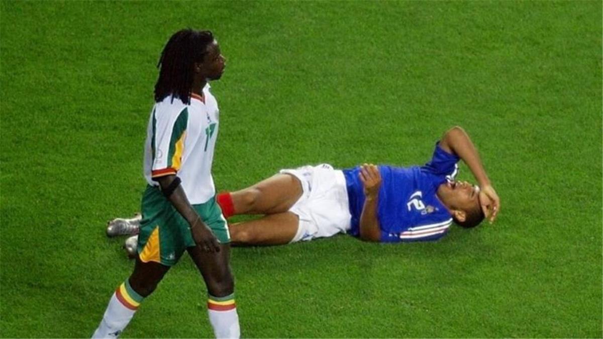 تداعيات قرار الكاف سحب لقب أمم إفريقيا من السنغال: فرديناند كولي يصفه بالكارثة