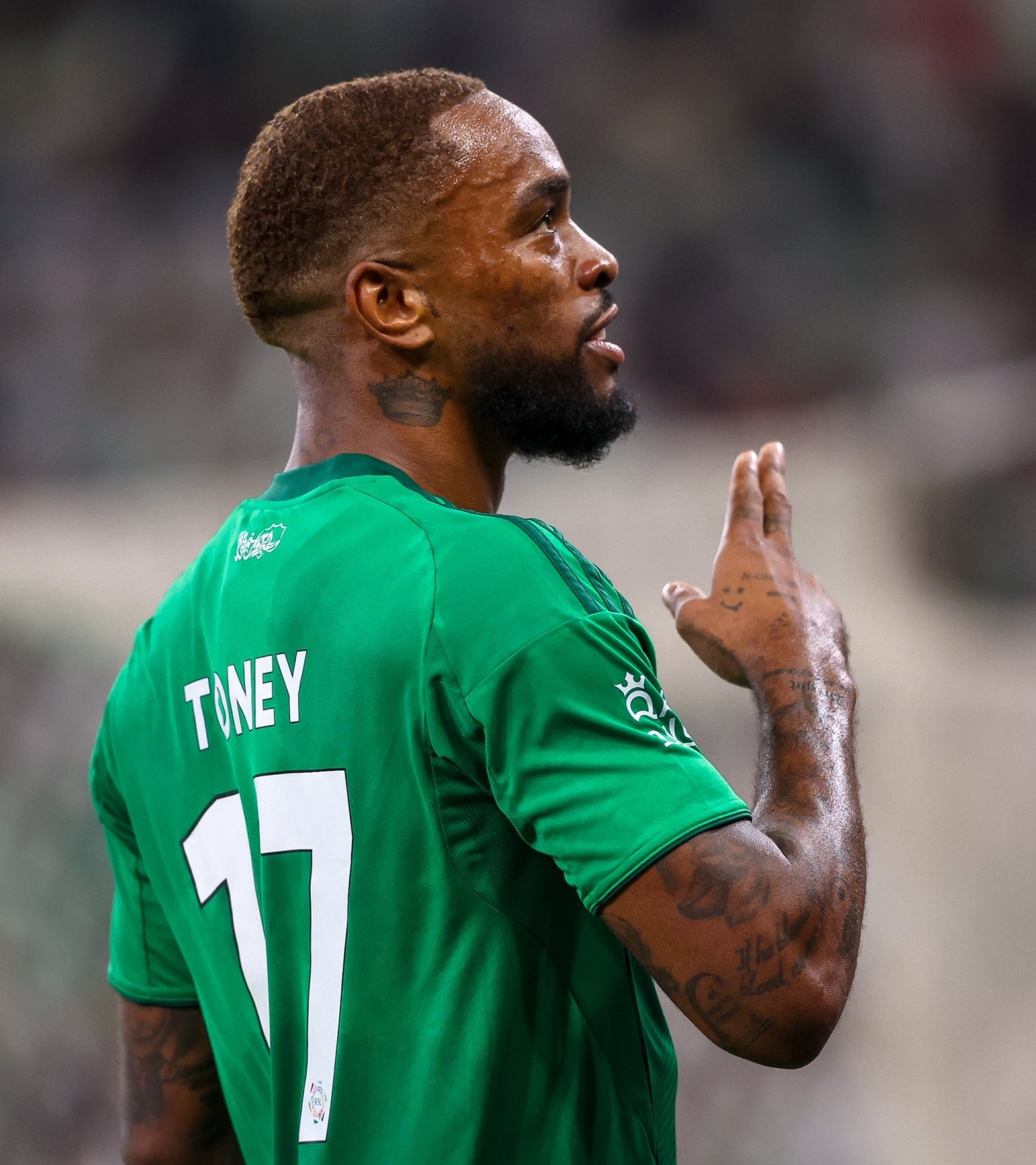 تألق إيفان توني: أرقام قياسية جديدة ترسم مسيرته مع الأهلي