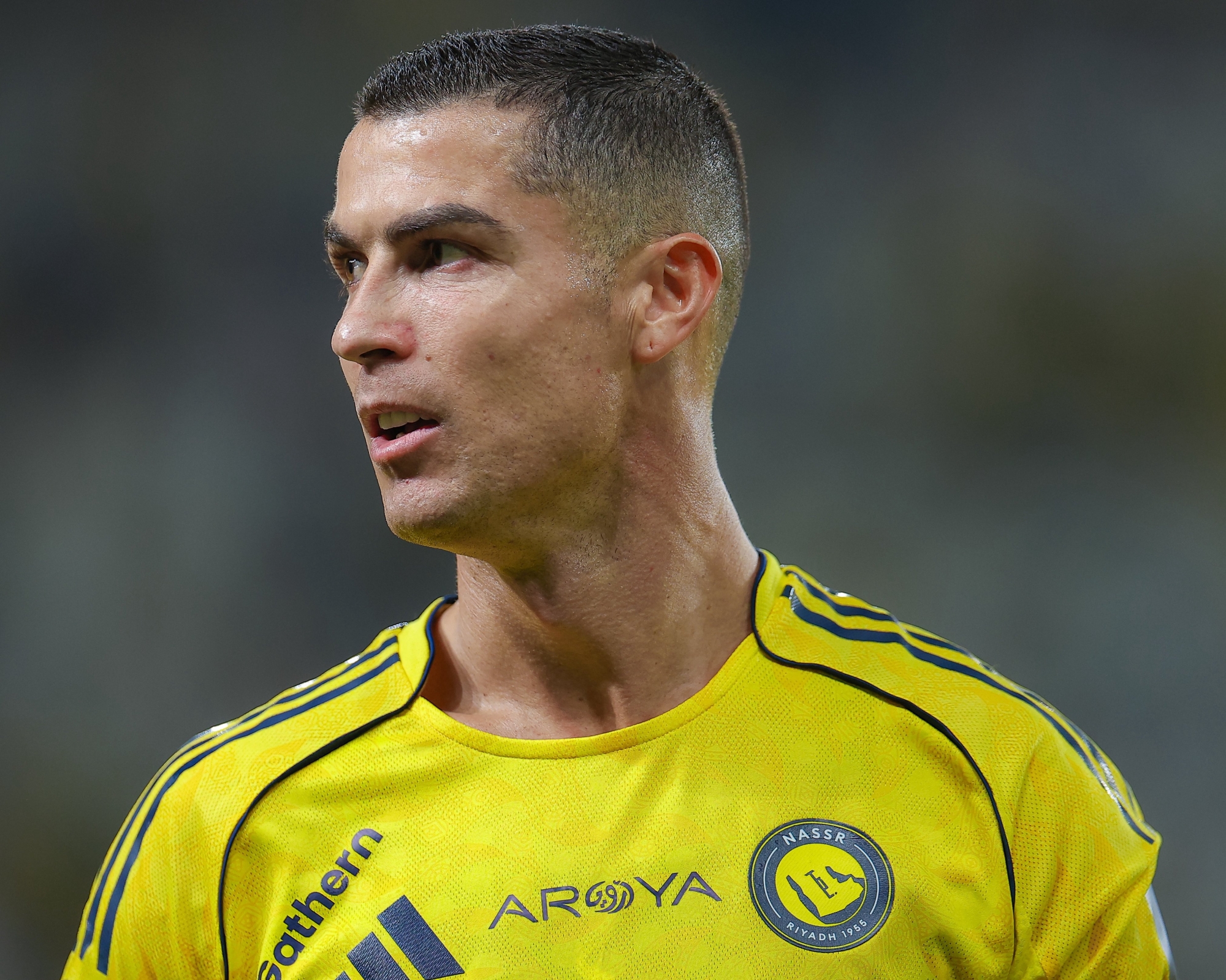 تحليل معمق: كيف يُعزّز تأثير استثمار كريستيانو رونالدو على ألميريا الجماهيري والاقتصادي مكانة النادي الإسباني؟