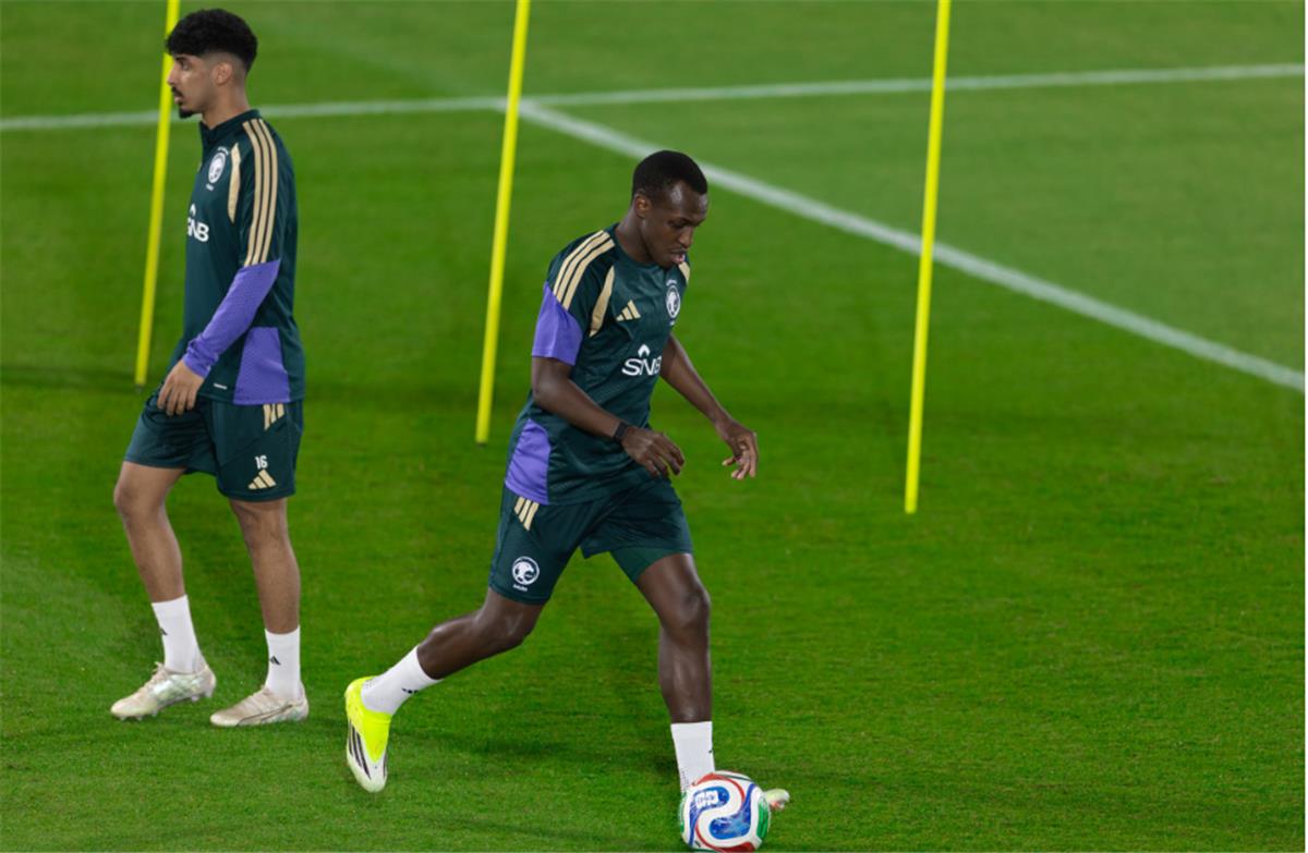 الأخضر يرفع وتيرة التحضيرات: تحضيرات المنتخب السعودي الودية لكأس العالم 2026 تتصاعد قبل لقاء مصر وصربيا