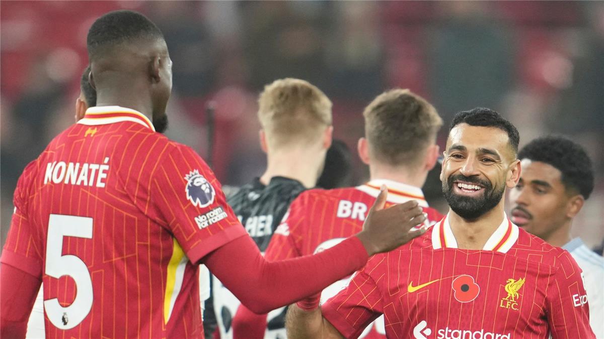 رسالة مؤثرة من كوناتي: ‘محمد صلاح الأفضل على الإطلاق’ بعد إعلان وداعه لليفربول