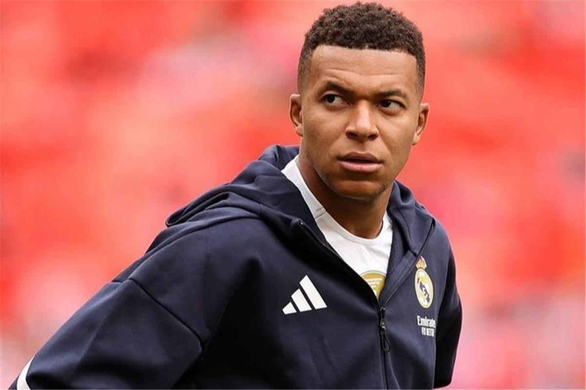 تداعيات كذب مبابي وريال مدريد حول الإصابة: صحفي فرنسي يكشف استراتيجية التضليل وتأثيرها على عالم كرة القدم