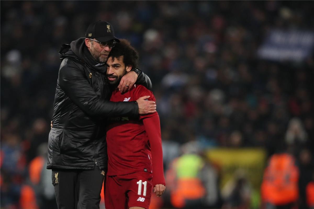 يورجن كلوب يتأمل: إرث محمد صلاح الأسطوري في ليفربول وكيف غيّر تاريخ الريدز