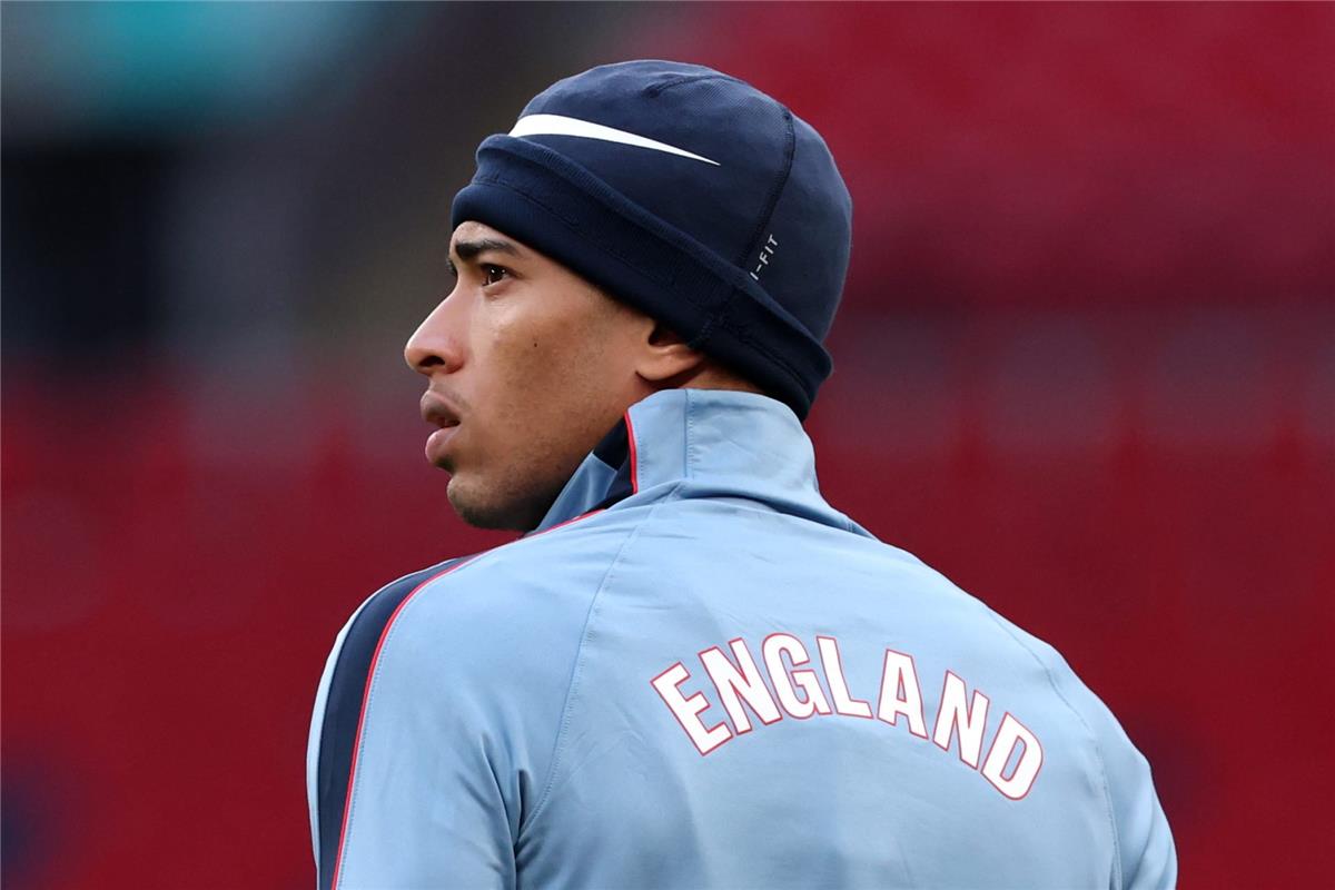 تحديث مثير: إجهاد عضلي بيلينجهام يثير القلق قبل قمم ريال مدريد الحاسمة