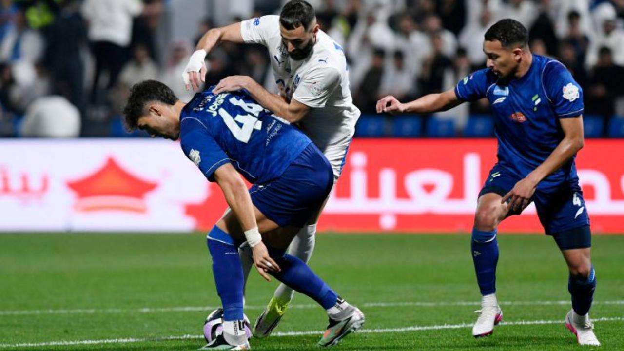فيديو وملخص مباراة الهلال ضد الفتح: الزعيم يفلت من الكمين ويشعل صراع دوري روشن 2026!