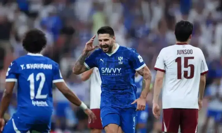 لم يرحل نهائيًا.. تفاصيل مثيرة في انتقال ميتروفيتش إلى الريان