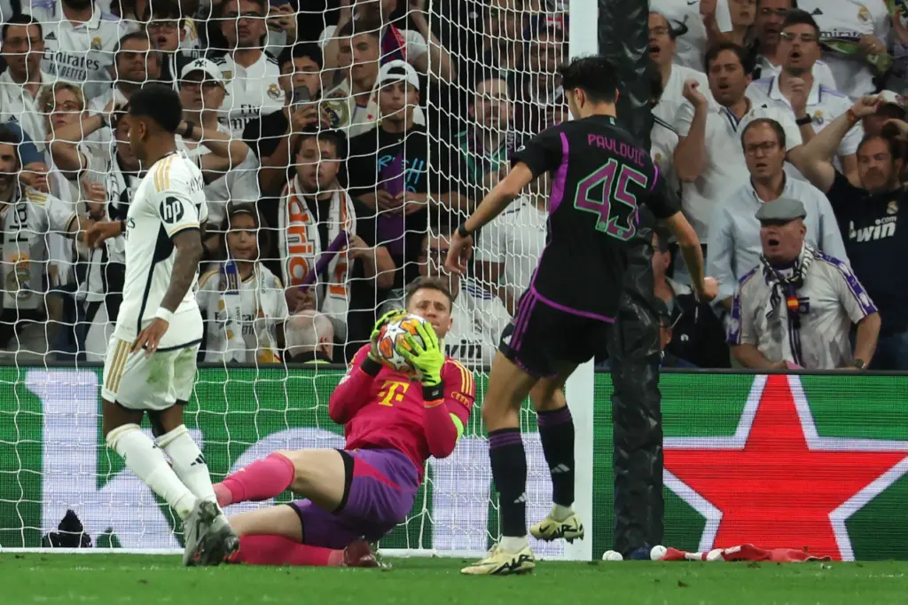 تاريخ مواجهات ريال مدريد ضد بايرن ميونخ عبر التاريخ والهداف التاريخي للمواجهة 2 image 8 1024x682 1