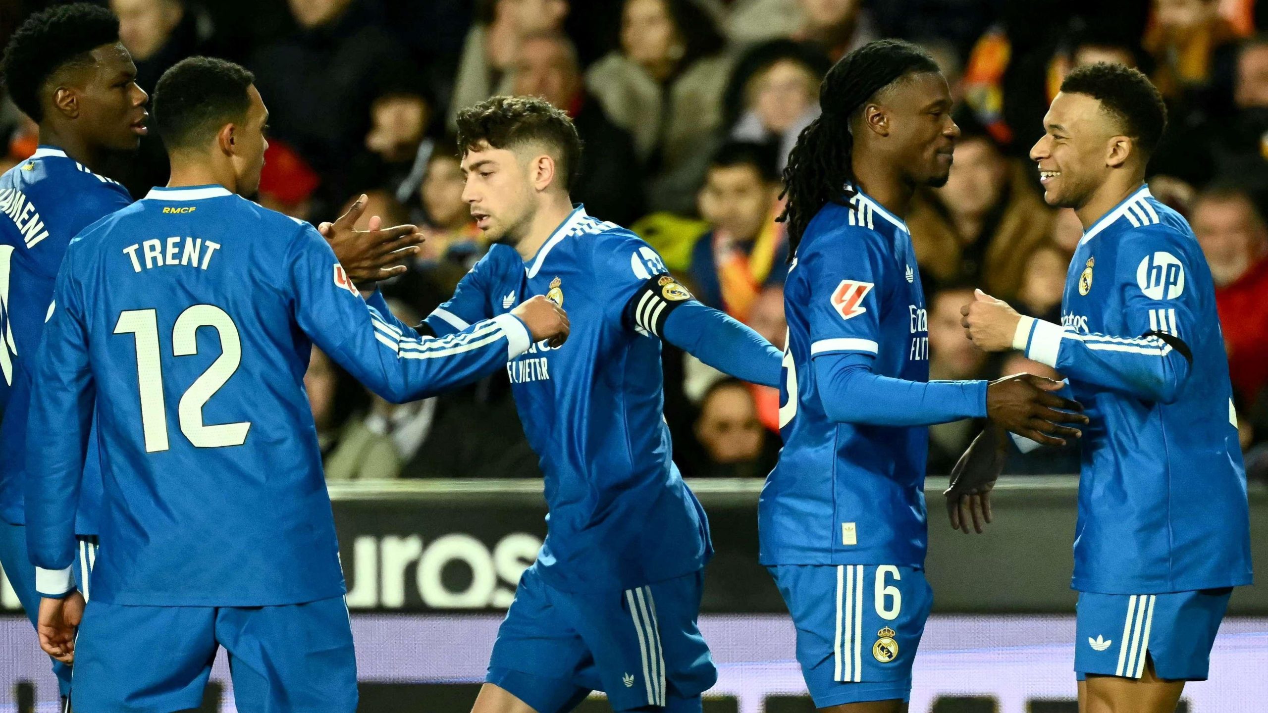 زلزال في ‘البرنابيو’: رونسيرو يطالب برحيل كامافينجا بعد ‘سلوك مخيب’!