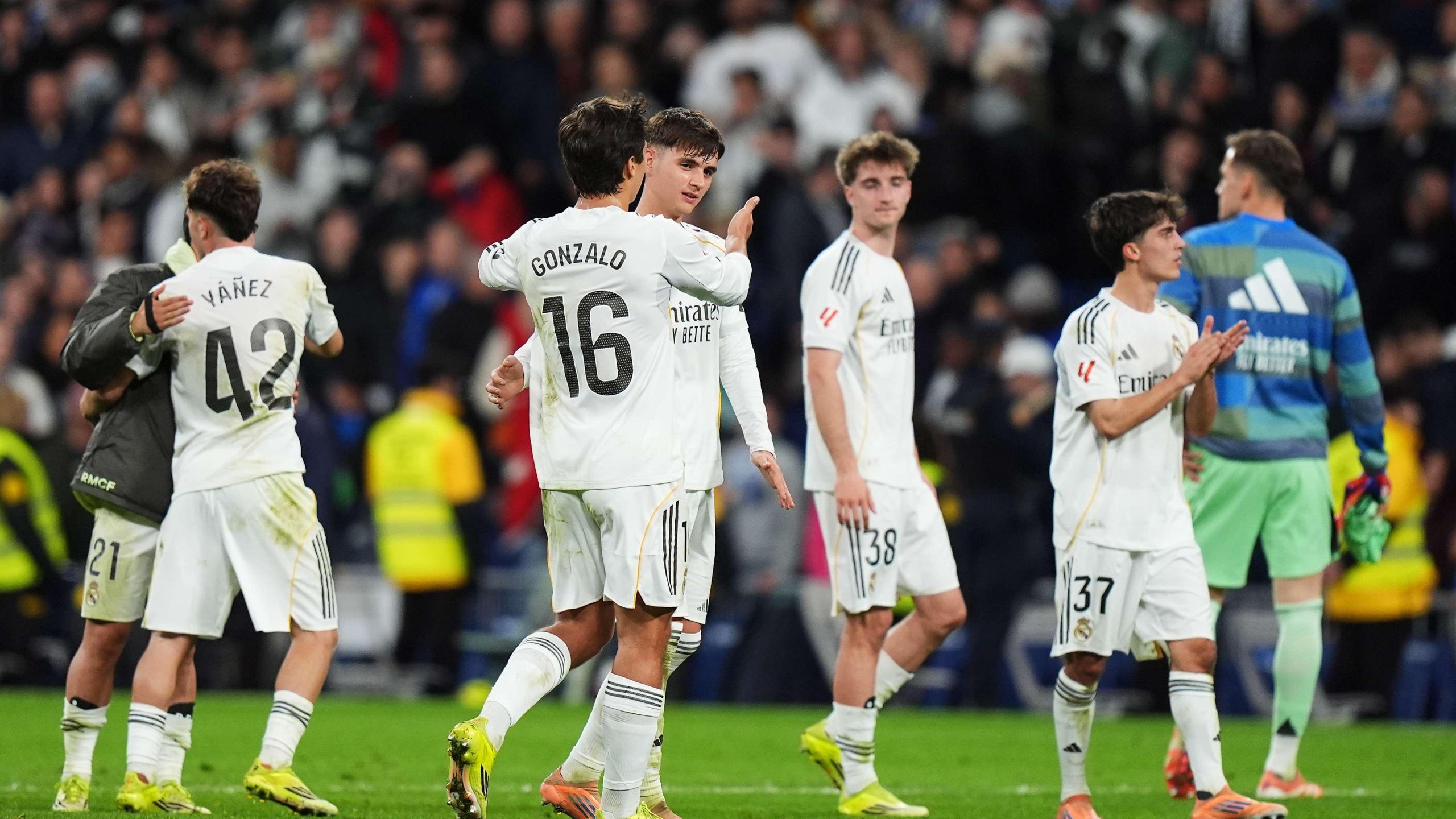 قضي الأمر: ريال مدريد يطيح بثلاثة نجوم وشروط قاسية لبقاء أربعة آخرين في ‘البرنابيو