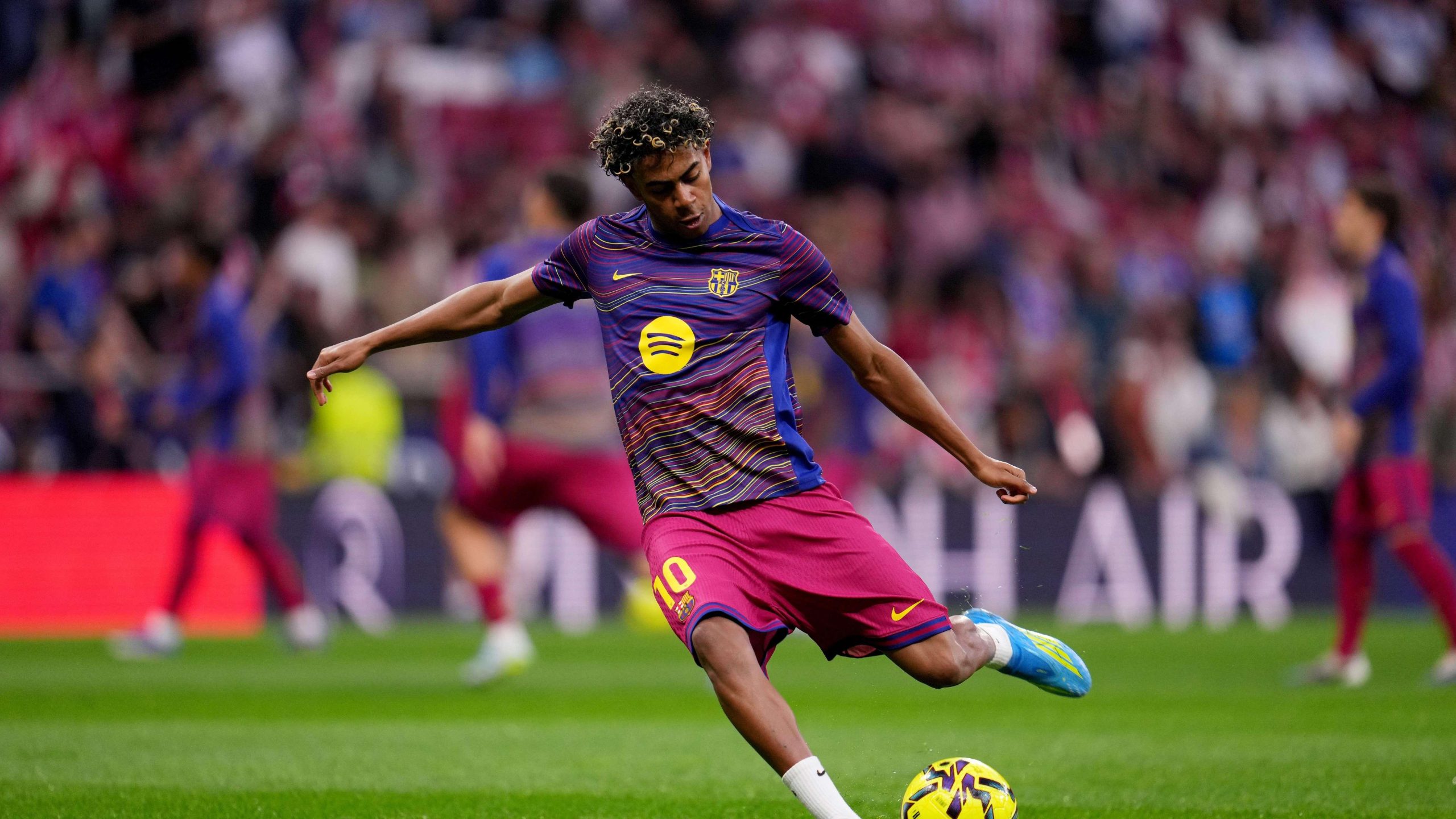 يامال في صدارة المهددين.. رباعي برشلونة يواجه أتلتيكو تحت سيف الإيقاف في دوري الأبطال!