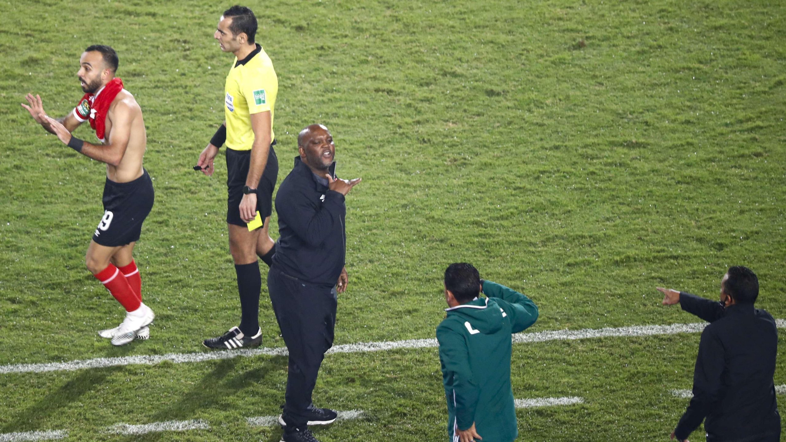 صفقة القرن’ تلوح في الأفق: موسيماني يقترب من قيادة شباب بلوزداد قبل قمة الزمالك!