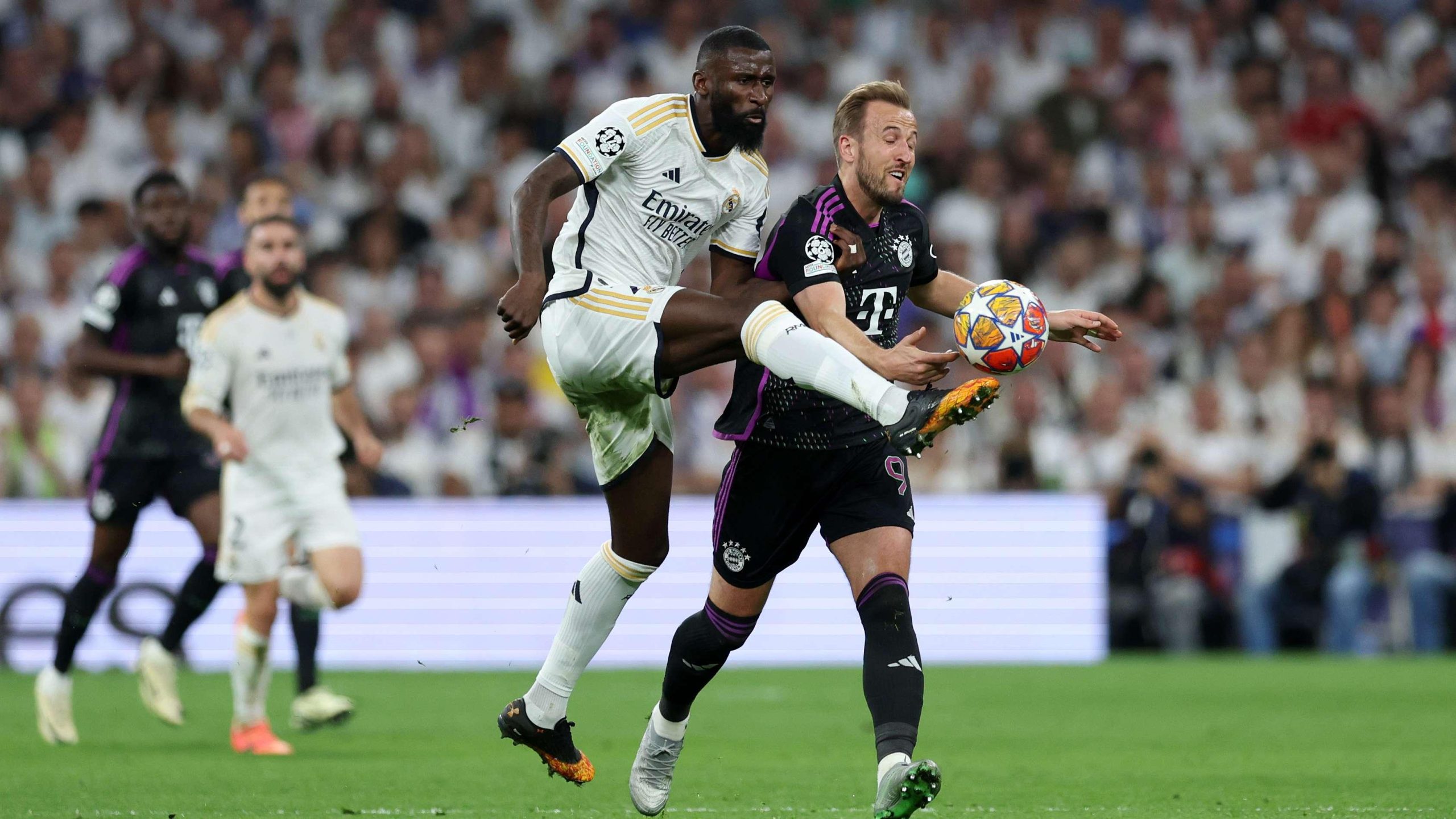 قمة أوروبية ومواجهات عربية: جدول مباريات اليوم الثلاثاء 7 أبريل 2026 والقنوات الناقلة