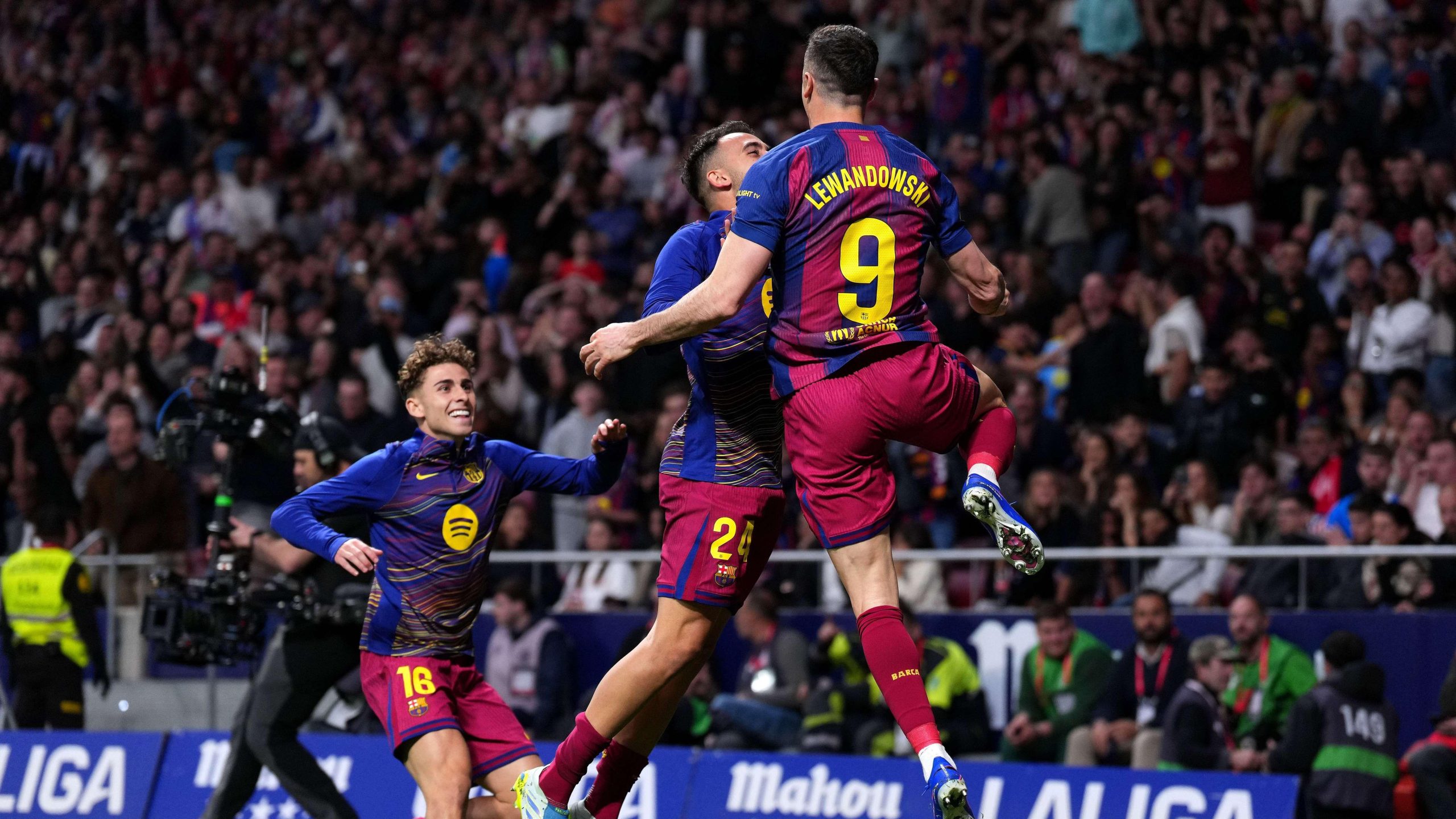 برشلونة محط الأنظار: عروض ودية بملايين اليورو من كوريا وبيرو والمغرب