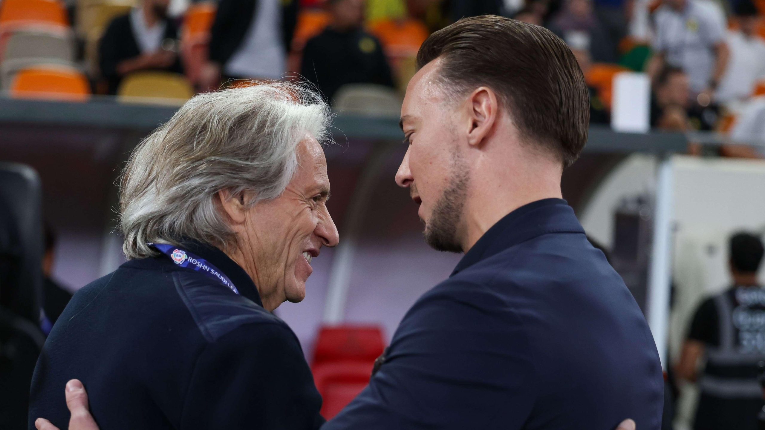 جدل التحكيم يشتعل في روشن: 8 عمالقة تهاجم، والنصر يغرد وحيدًا!