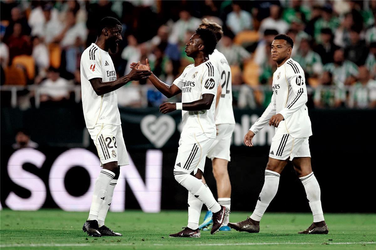 بعد تعادل مثير: استكشاف مواعيد مباريات ريال مدريد المتبقية وأثرها على صراع الليجا