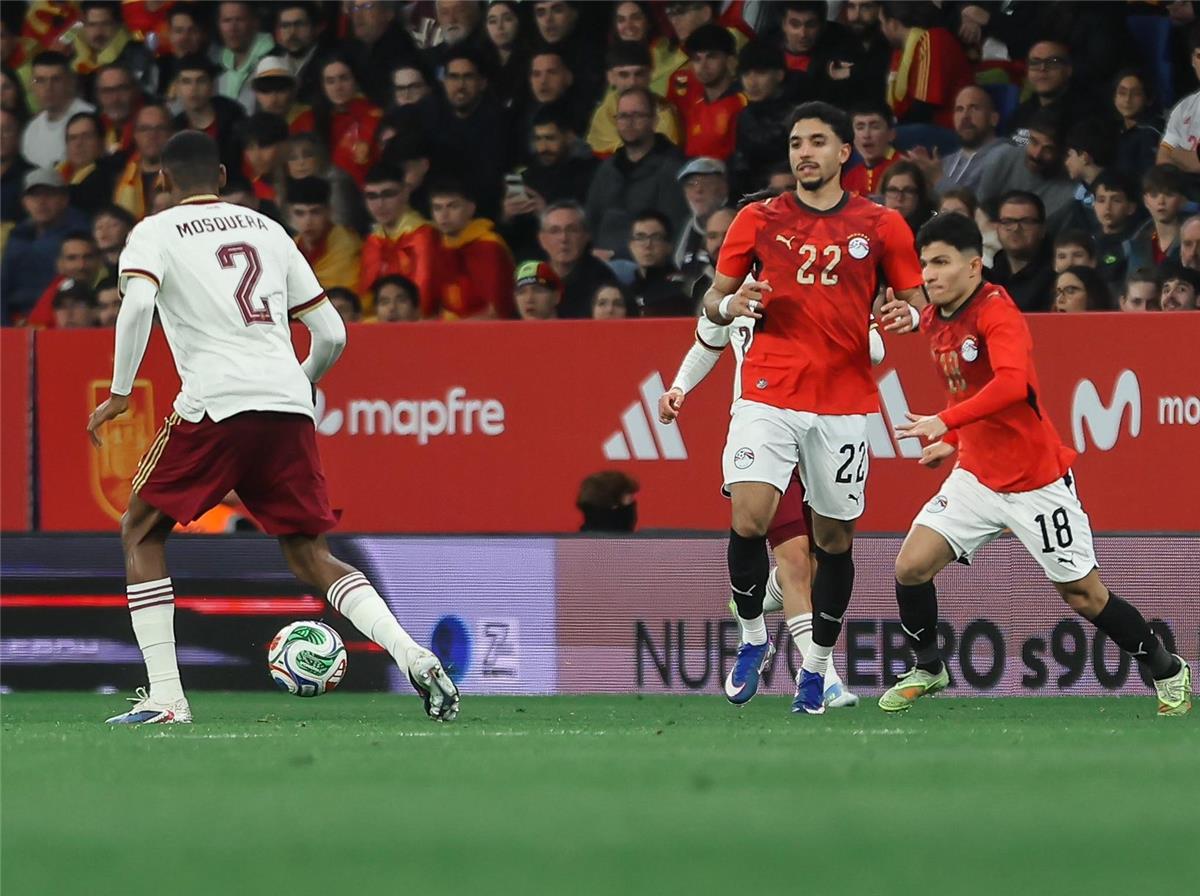 صدمة تهز معسكر الفراعنة: كشف تداعيات إصابة إسلام عيسى بقطع الرباط الصليبي على مشوار منتخب مصر