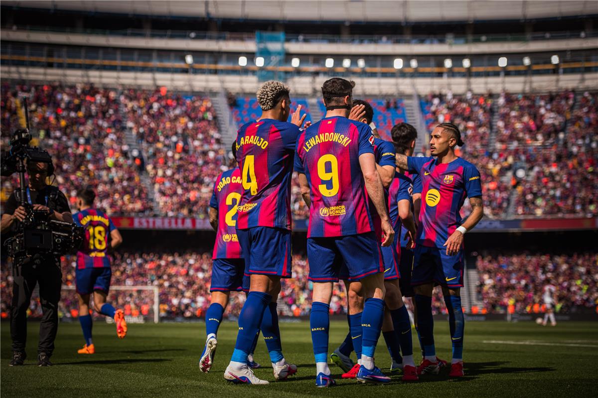 دفعة معنوية وفنية لبرشلونة: جاهزية بالدي وكوندي تعزز صفوف البارسا قبل قمة أتلتيكو مدريد