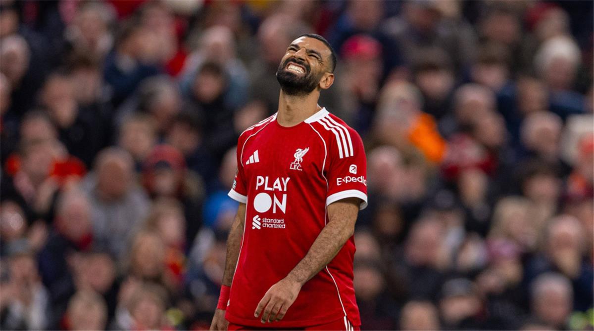 هنري وينتر يفك شفرة: تراجع مستوى محمد صلاح مع ليفربول يعكس أزمة الريدز الحالية