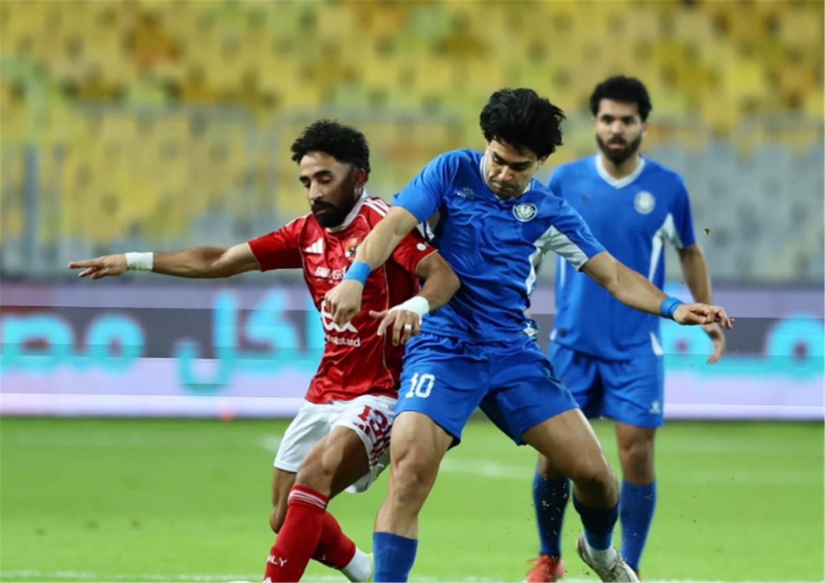 توقعات حاسمة: الكشف عن تشكيل الأهلي المتوقع اليوم ضد سموحة وتغييرات هجومية مرتقبة