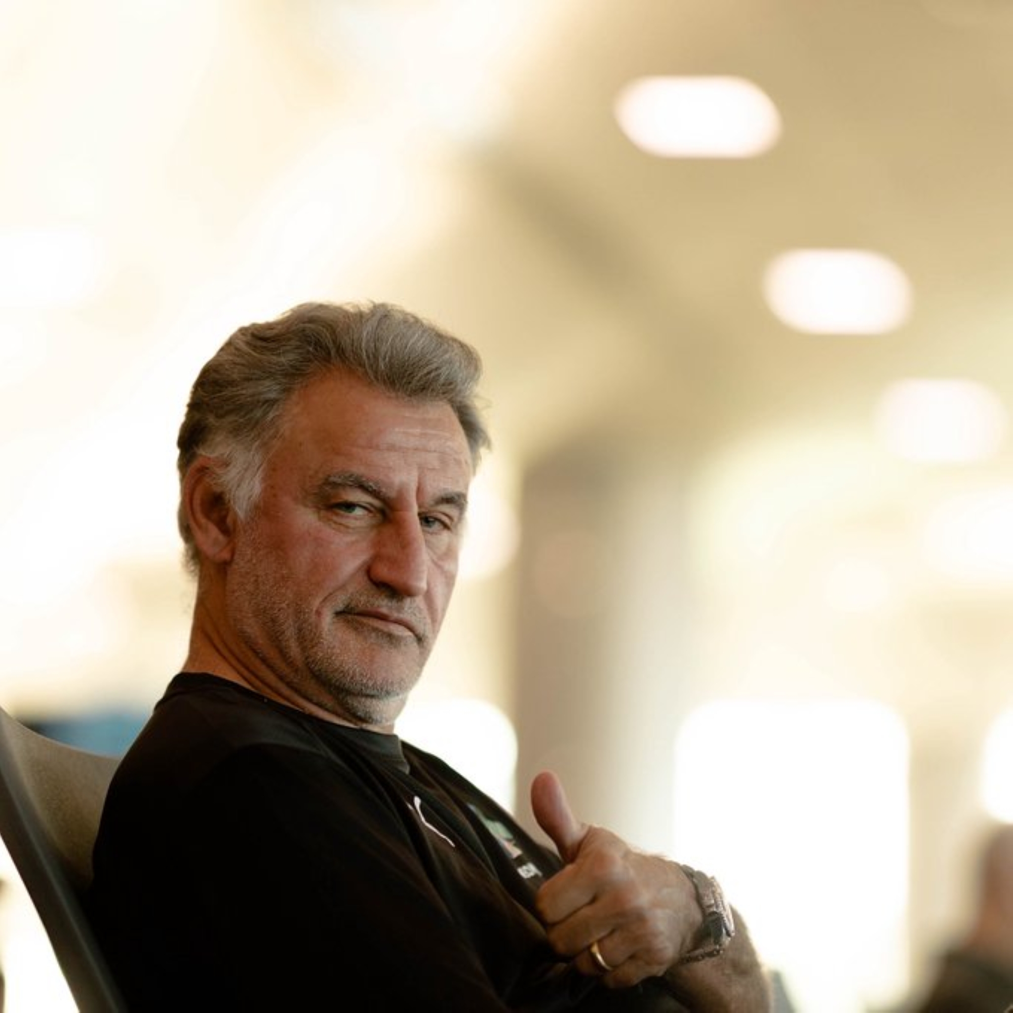 غالتييه يكشف لـ”سبورت 24″ عن استراتيجيته الفردية مع نيوم: مفتاح تحول الأداء في الفريق