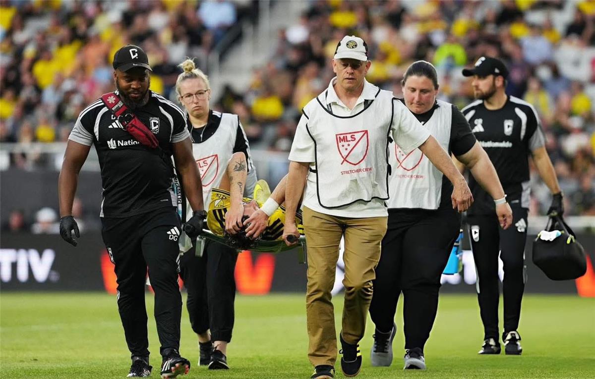 صدمة كولومبوس كرو: الكشف عن تفاصيل إصابة وسام أبو علي ومستقبله في الدوري الأمريكي