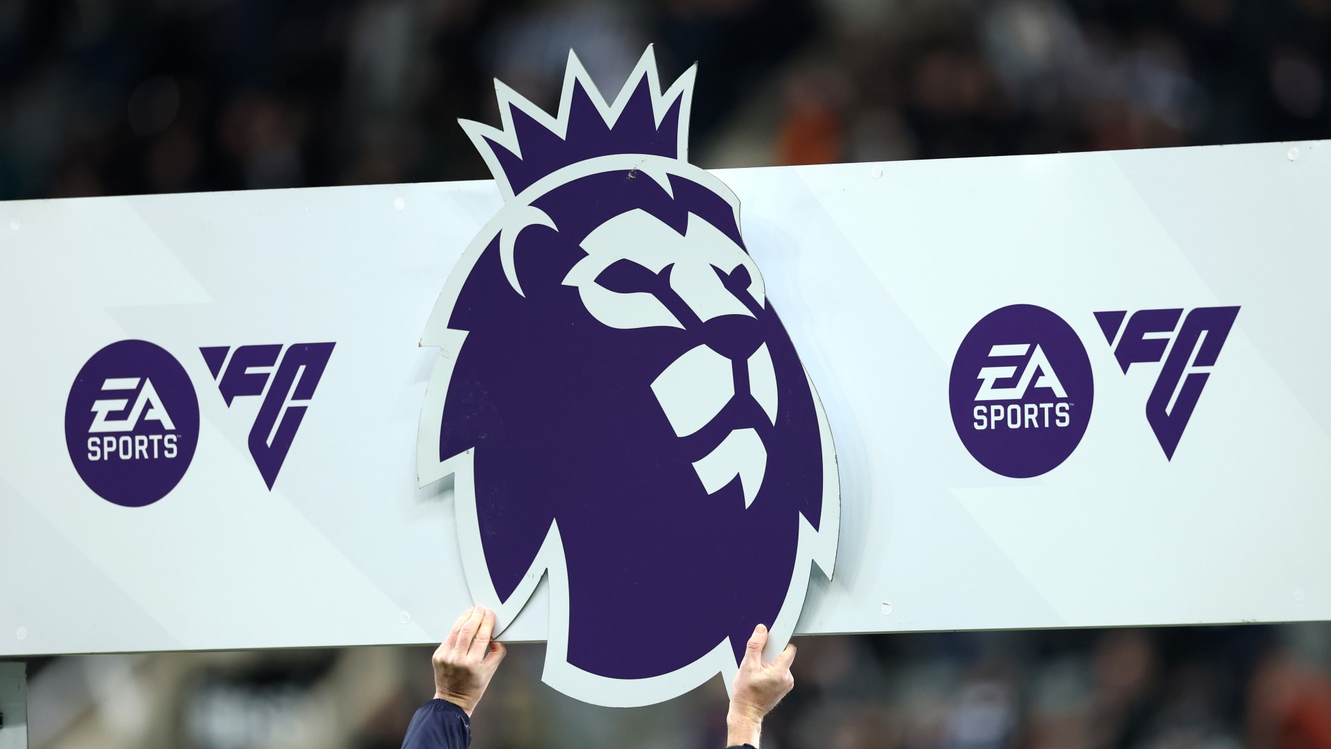 البريميرليغ يودع وولفرهامبتون: تأكيد هبوط الذئاب إلى التشامبيونشيب لموسم 2025/2026