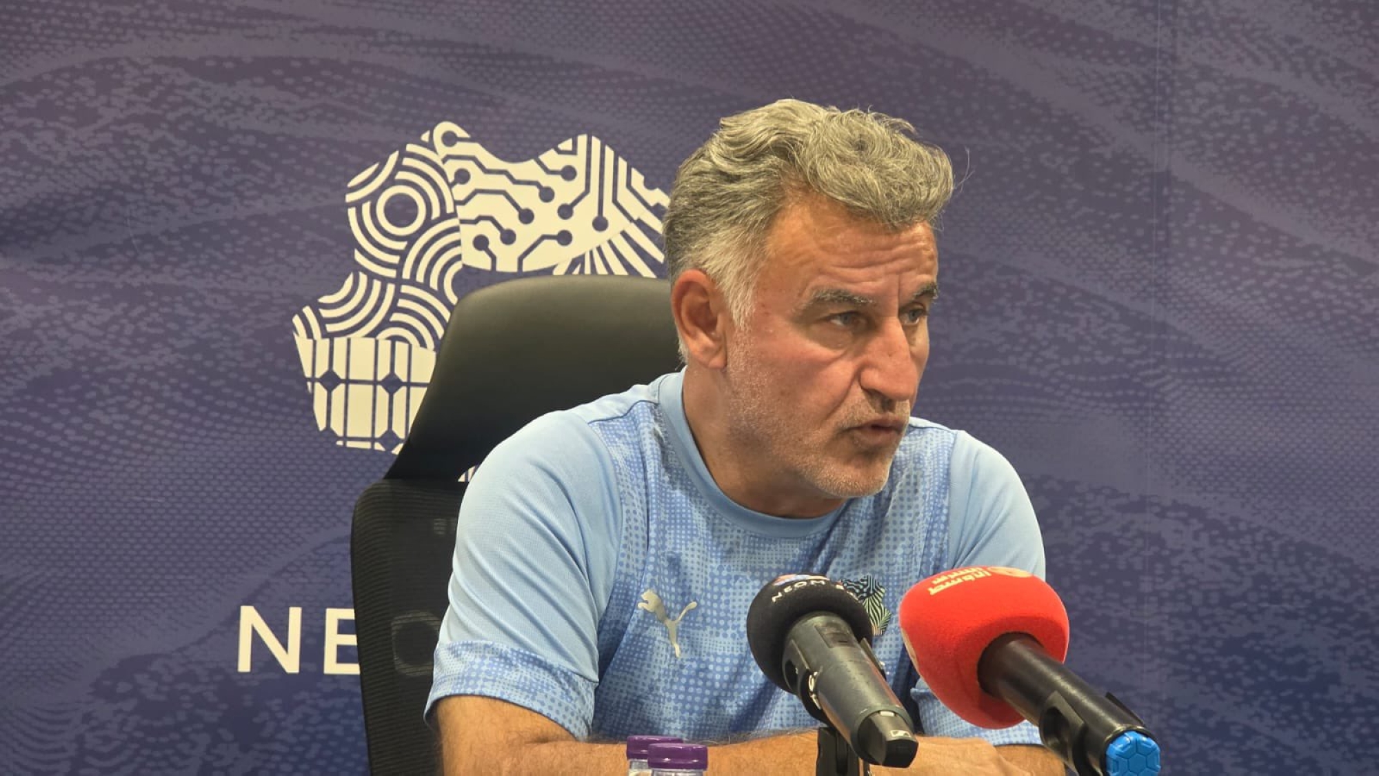 غالتييه يكشف: كيف ستكون استراتيجية الاستحواذ لنيوم ضد الحزم مفتاحًا للفوز في دوري روشن؟